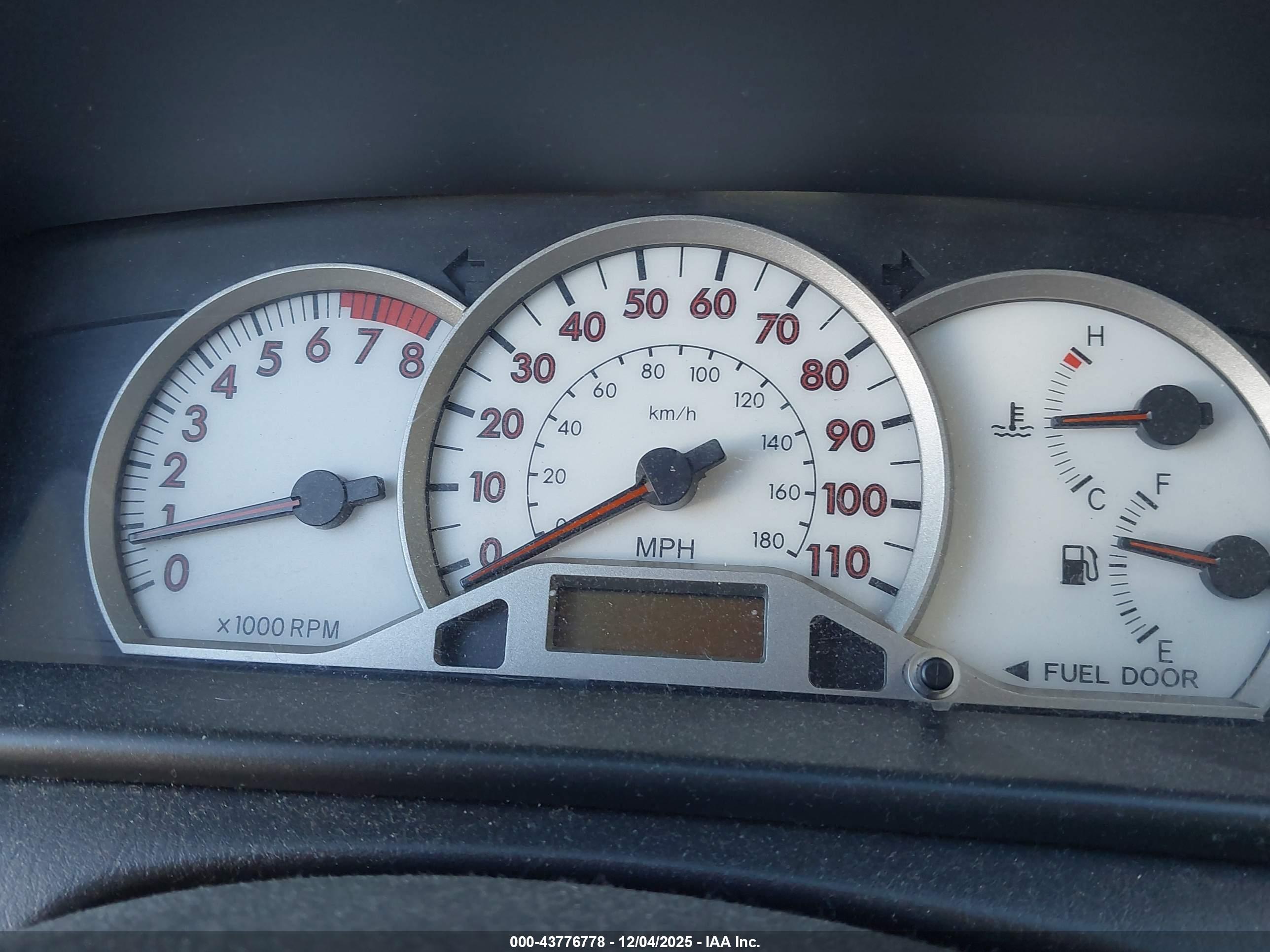 TOYOTA COROLLA image 7
