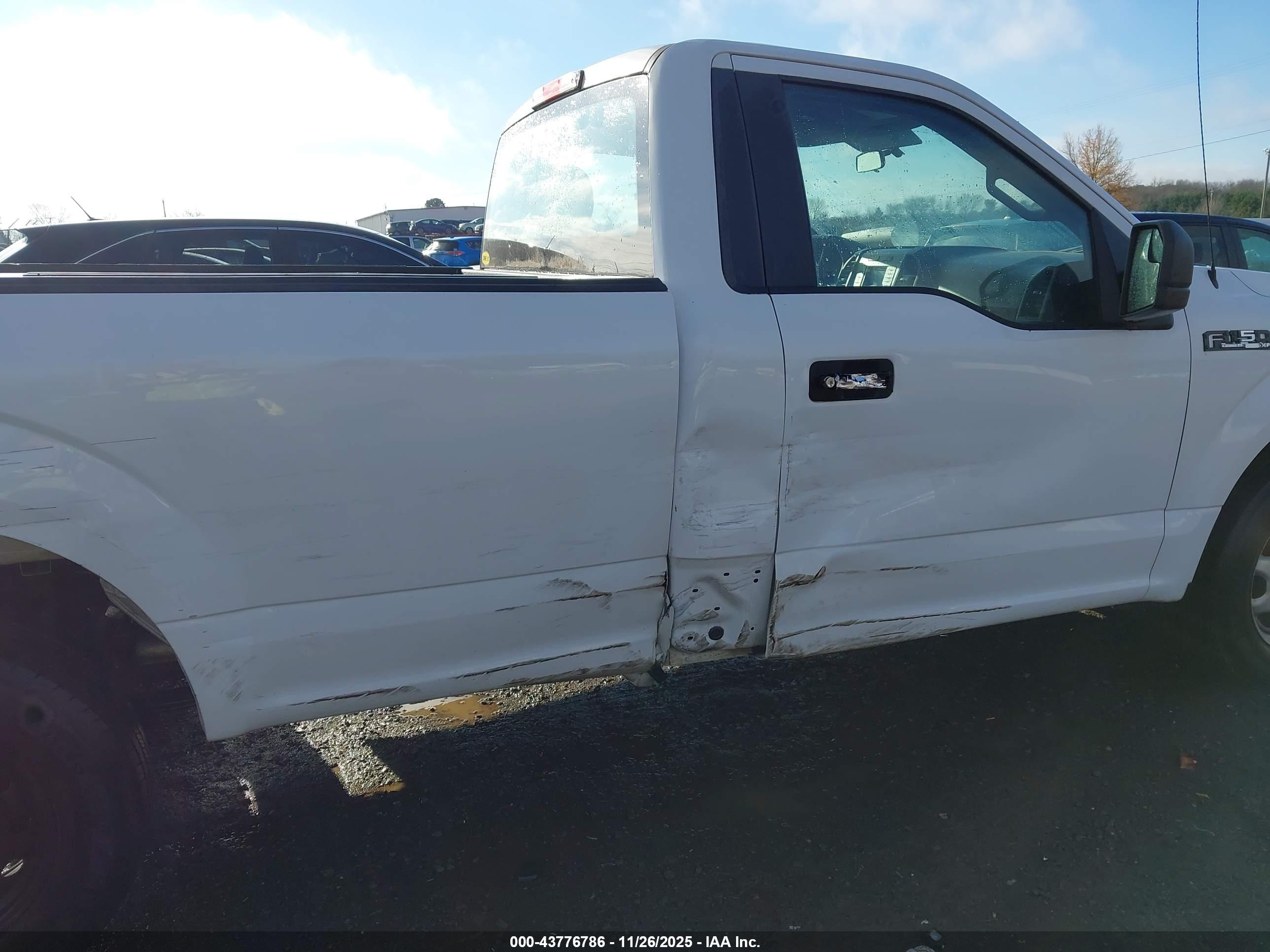FORD F-150 image 6