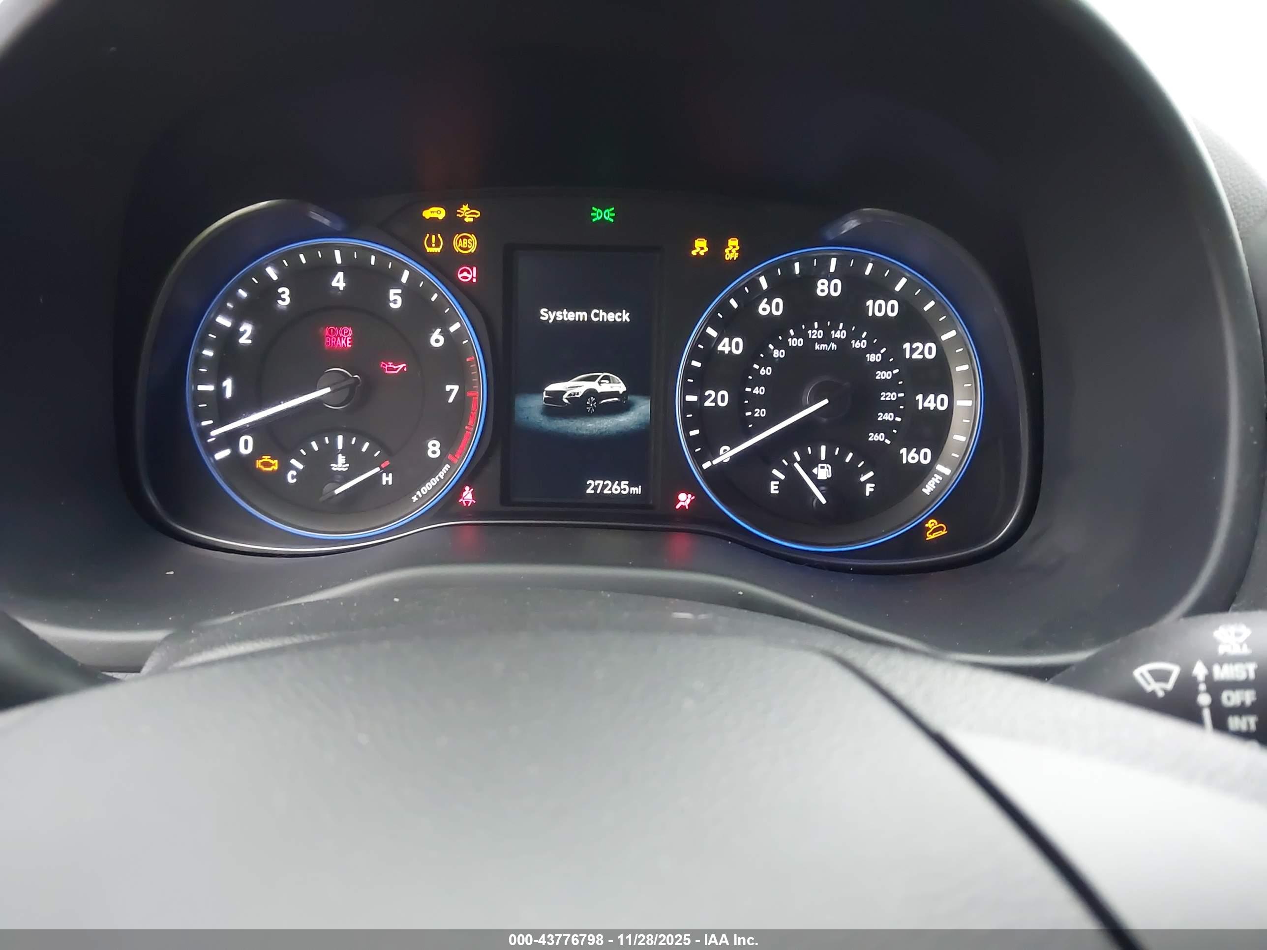 HYUNDAI KONA image 7