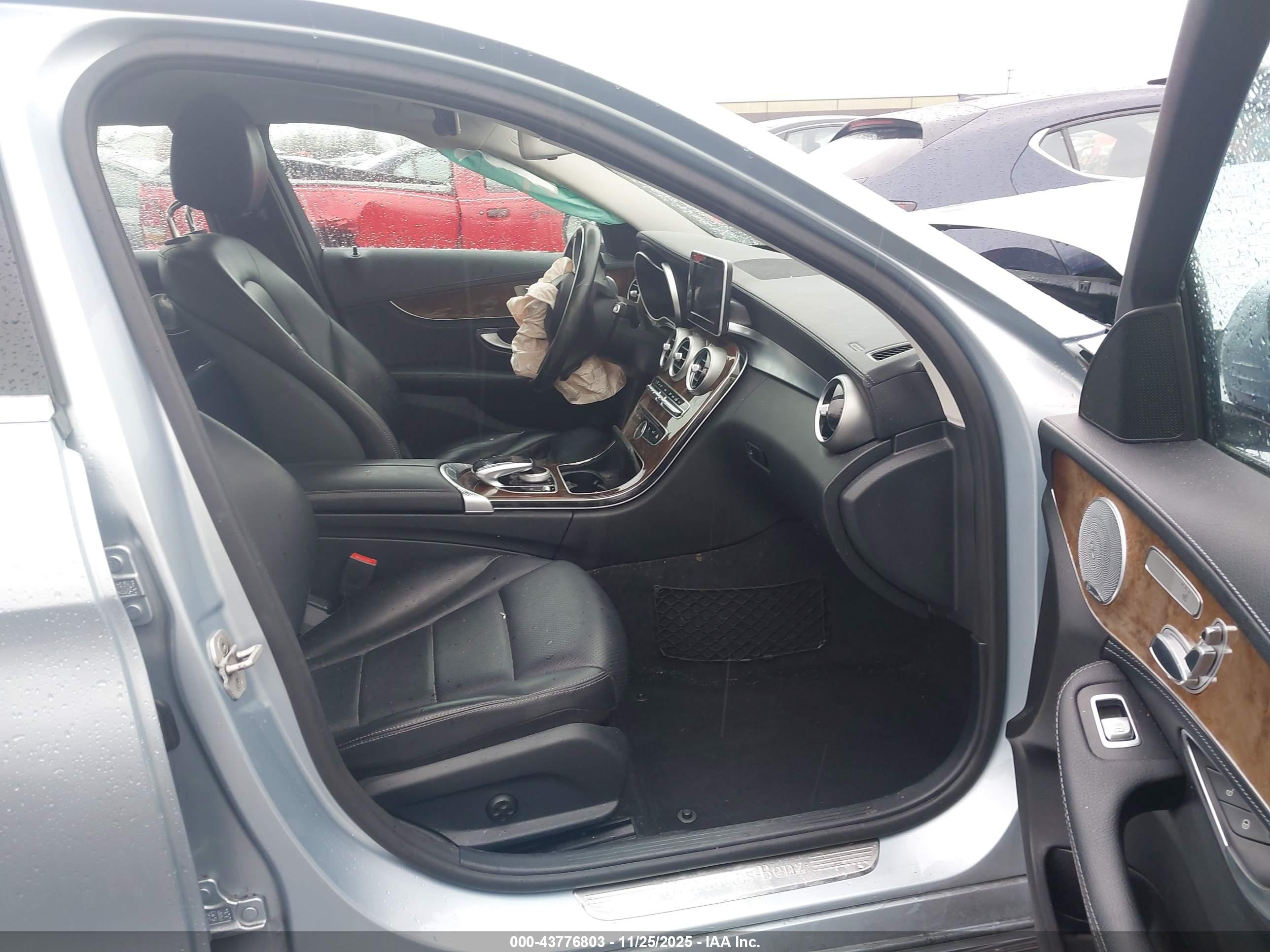 MERCEDES-BENZ C image 5