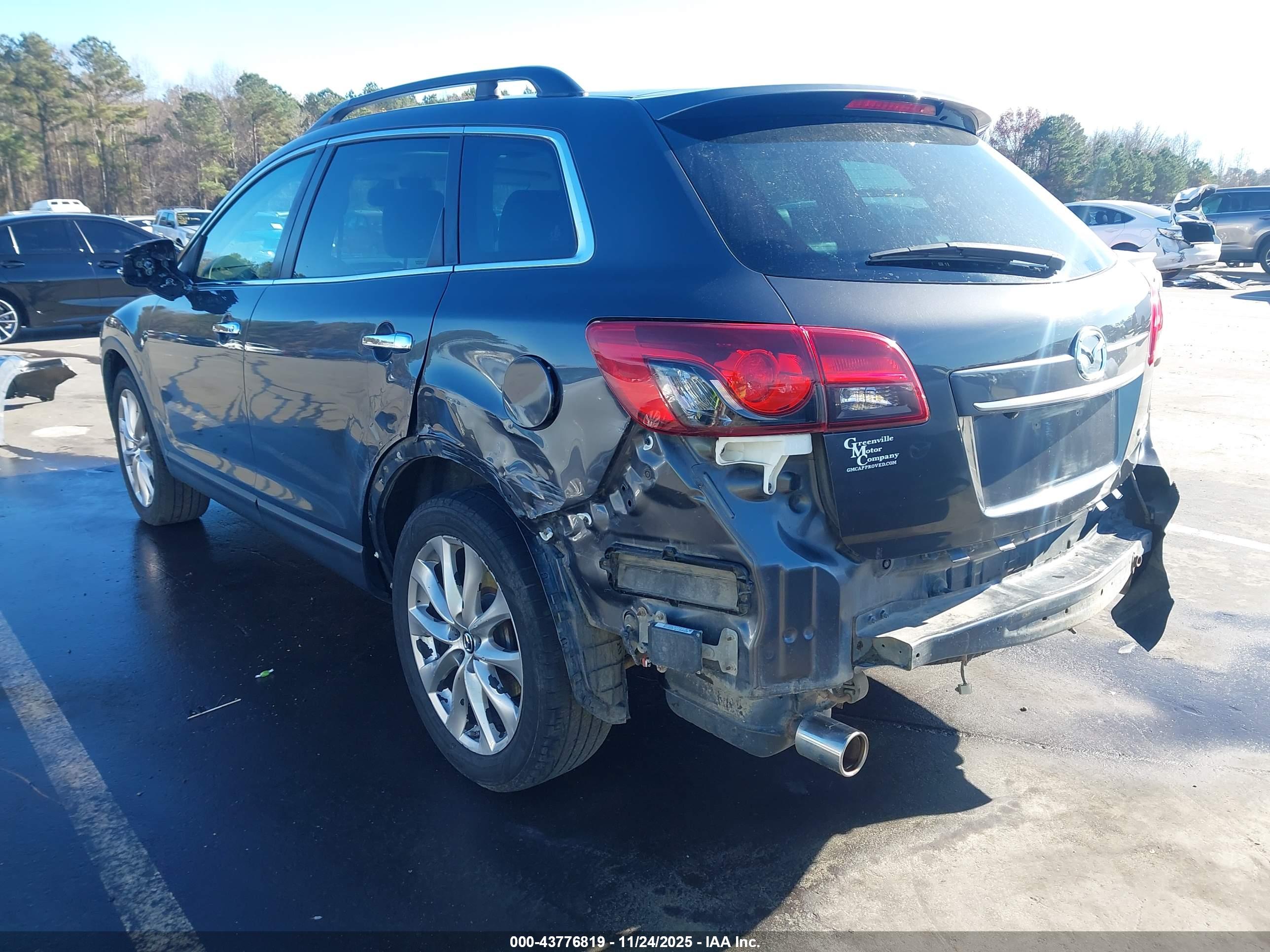 MAZDA CX-9 image 3