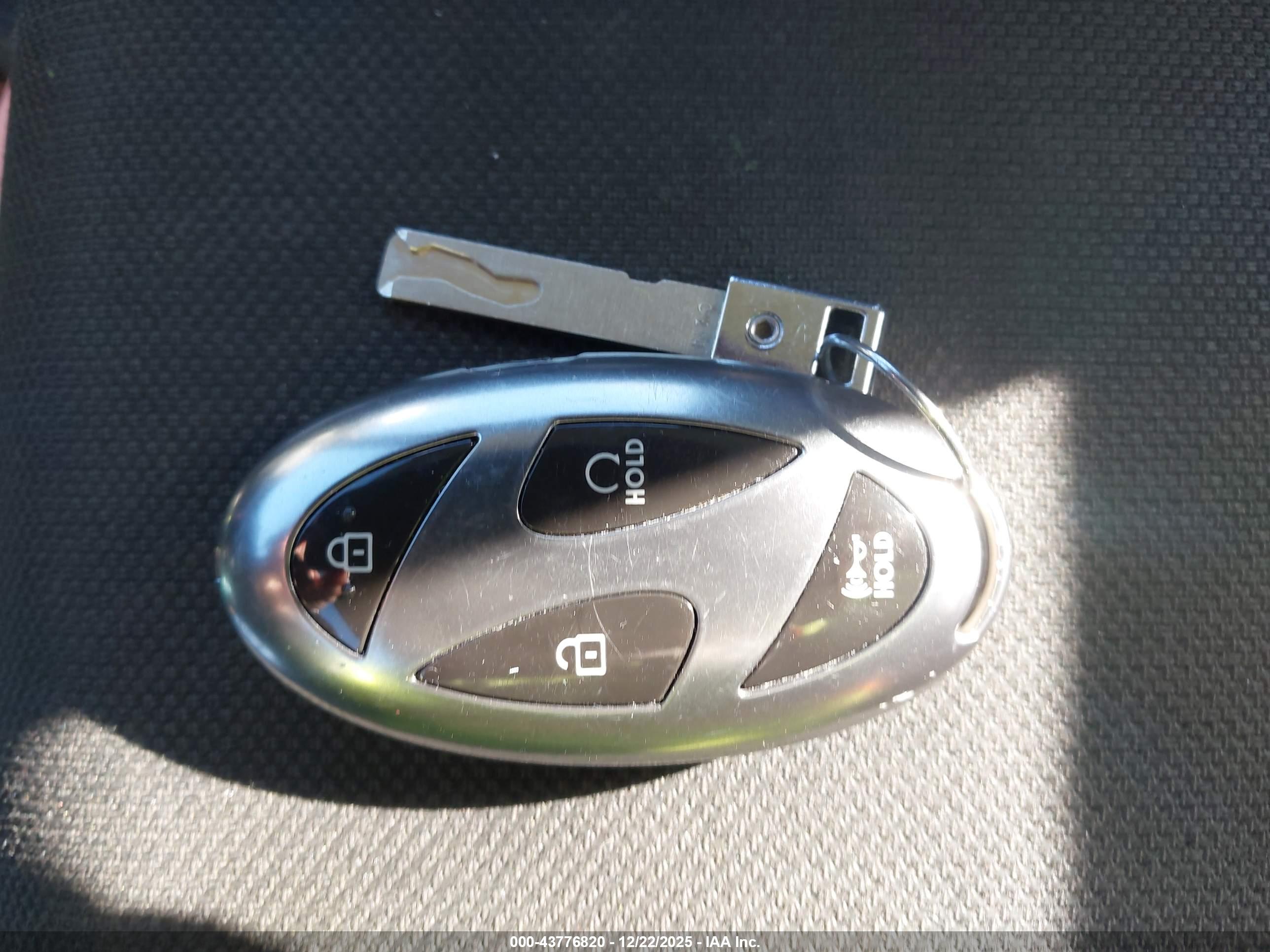 HYUNDAI SONATA image 11
