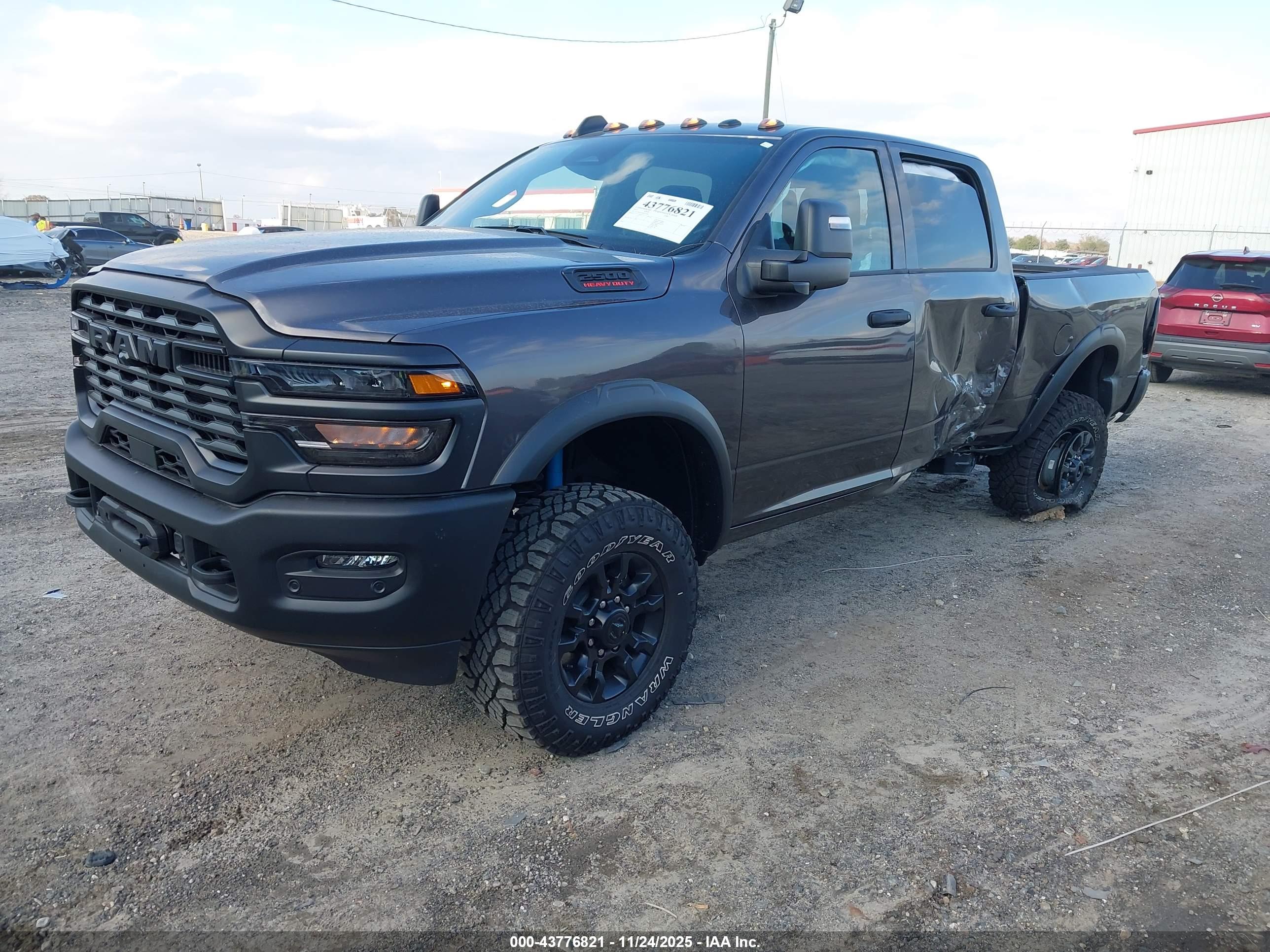 RAM 2500 image 2
