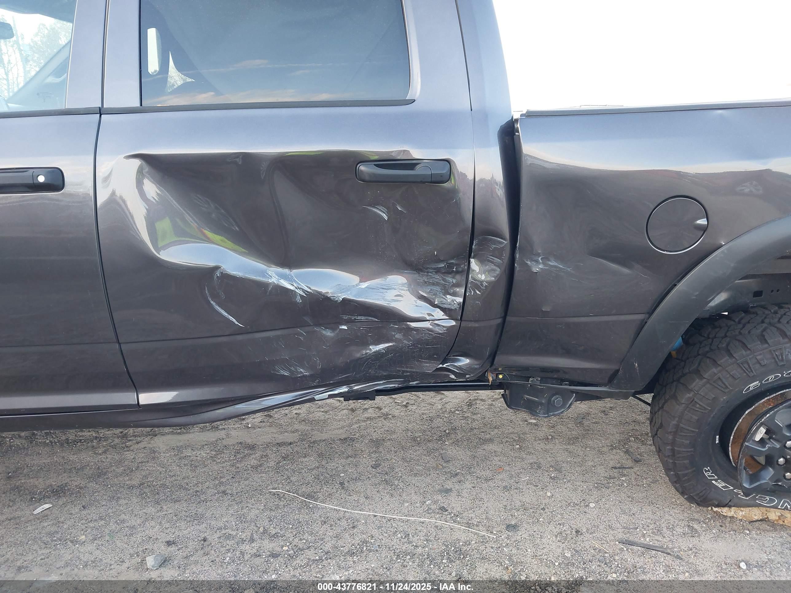 RAM 2500 image 6