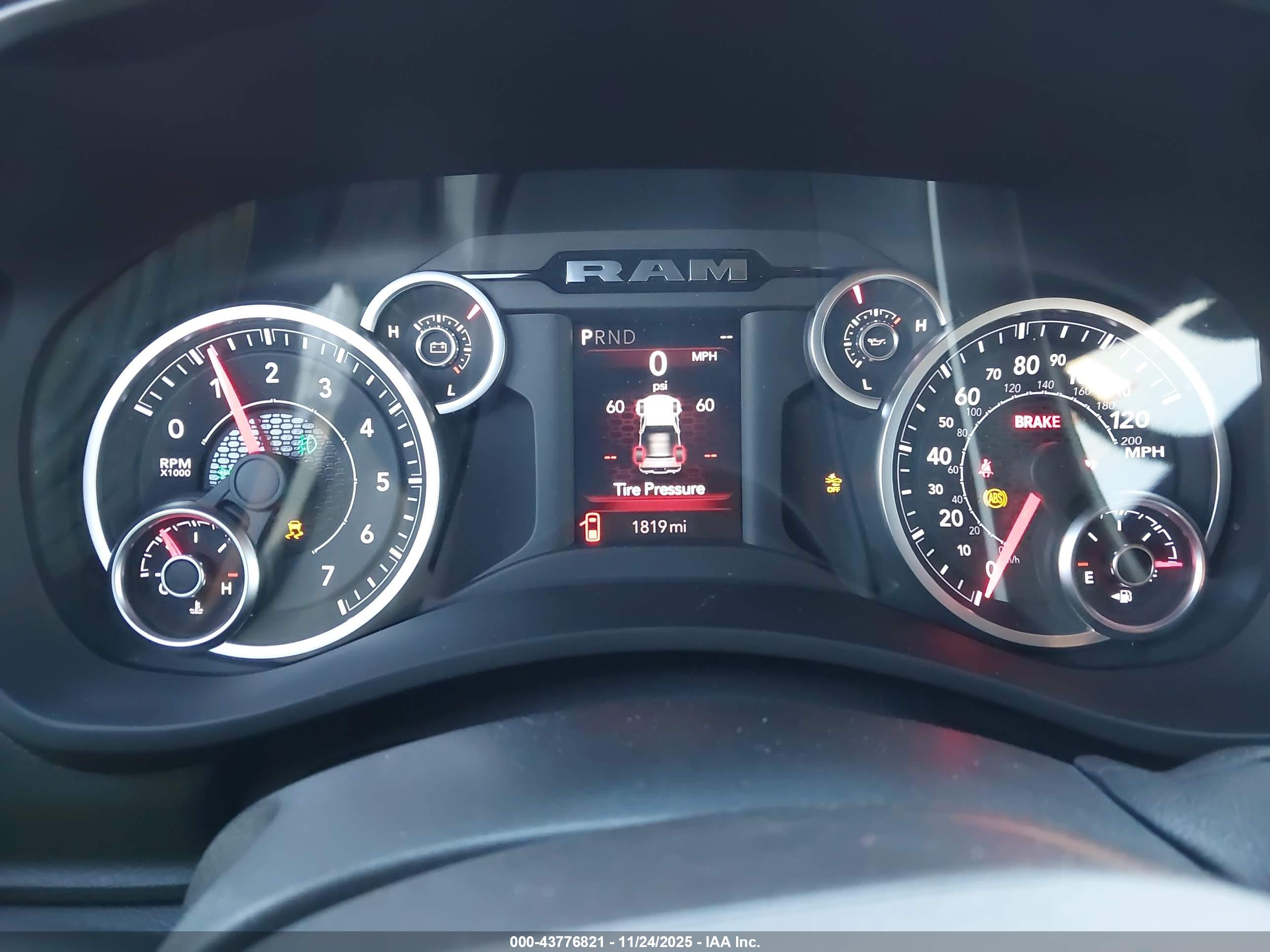 RAM 2500 image 7