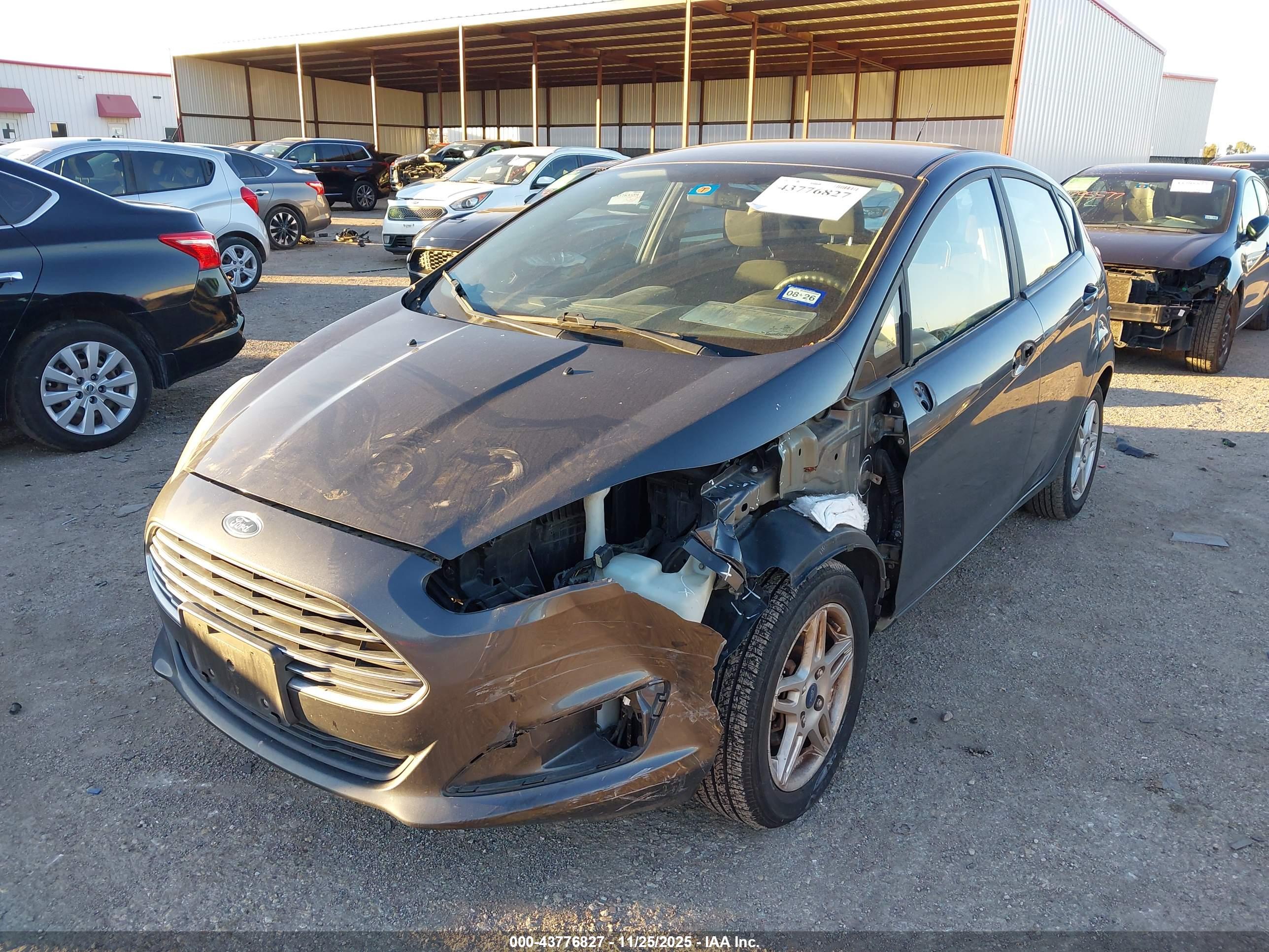 FORD FIESTA image 2