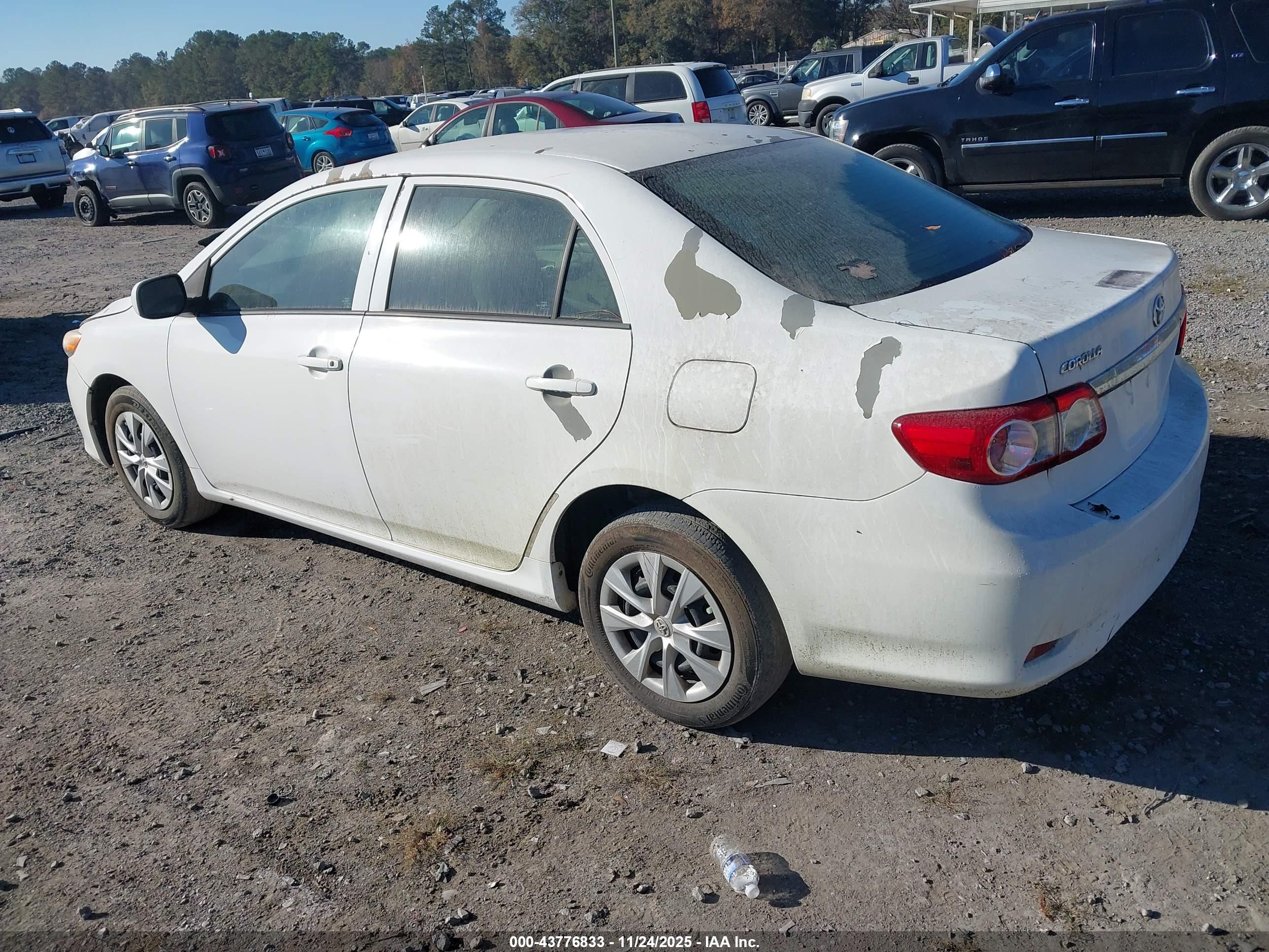 TOYOTA COROLLA image 3