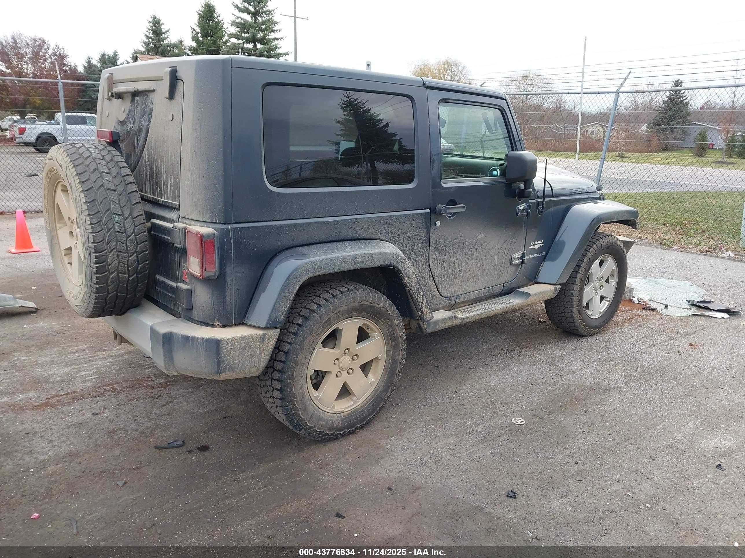 JEEP WRANGLER image 4