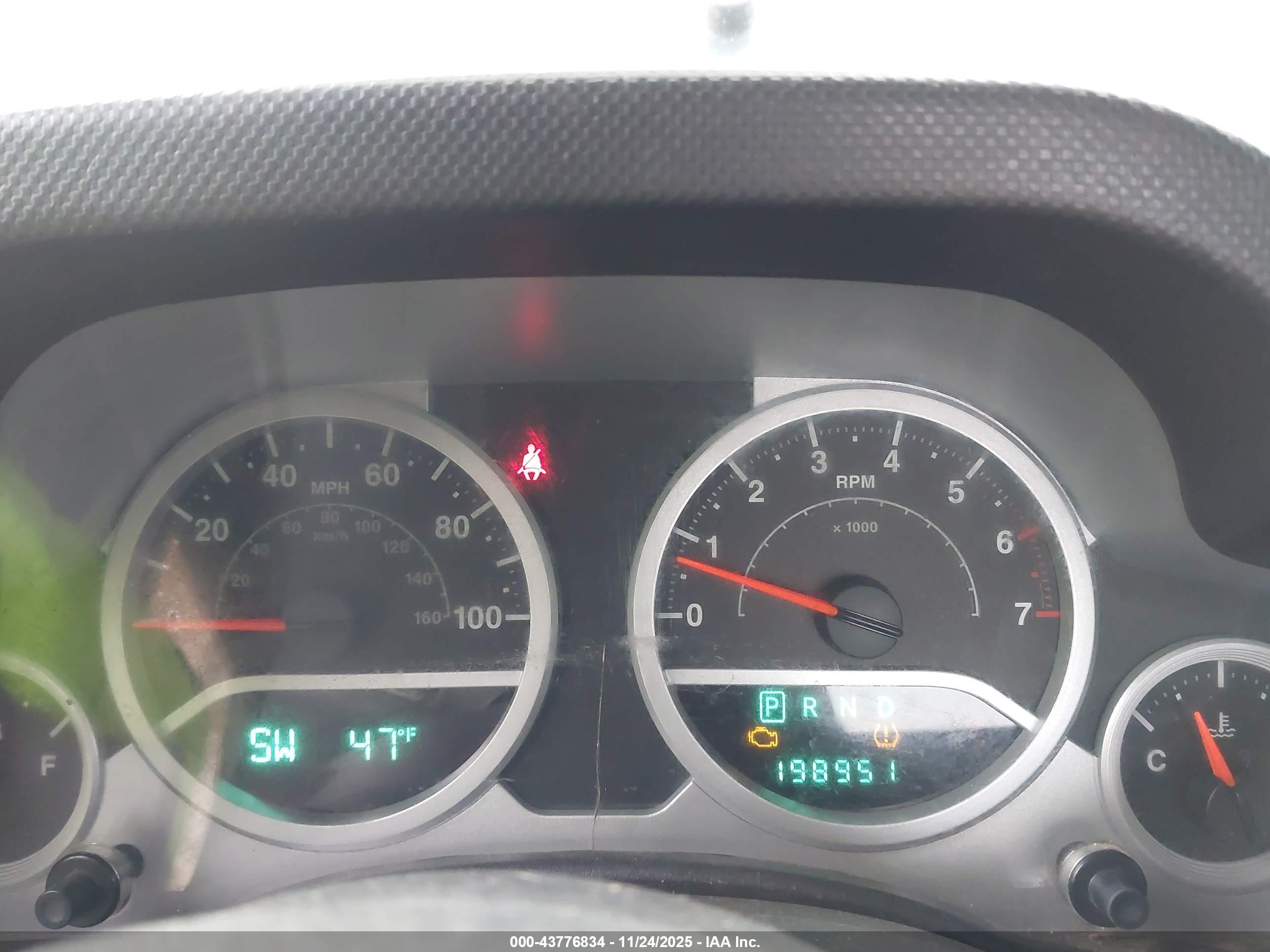 JEEP WRANGLER image 7