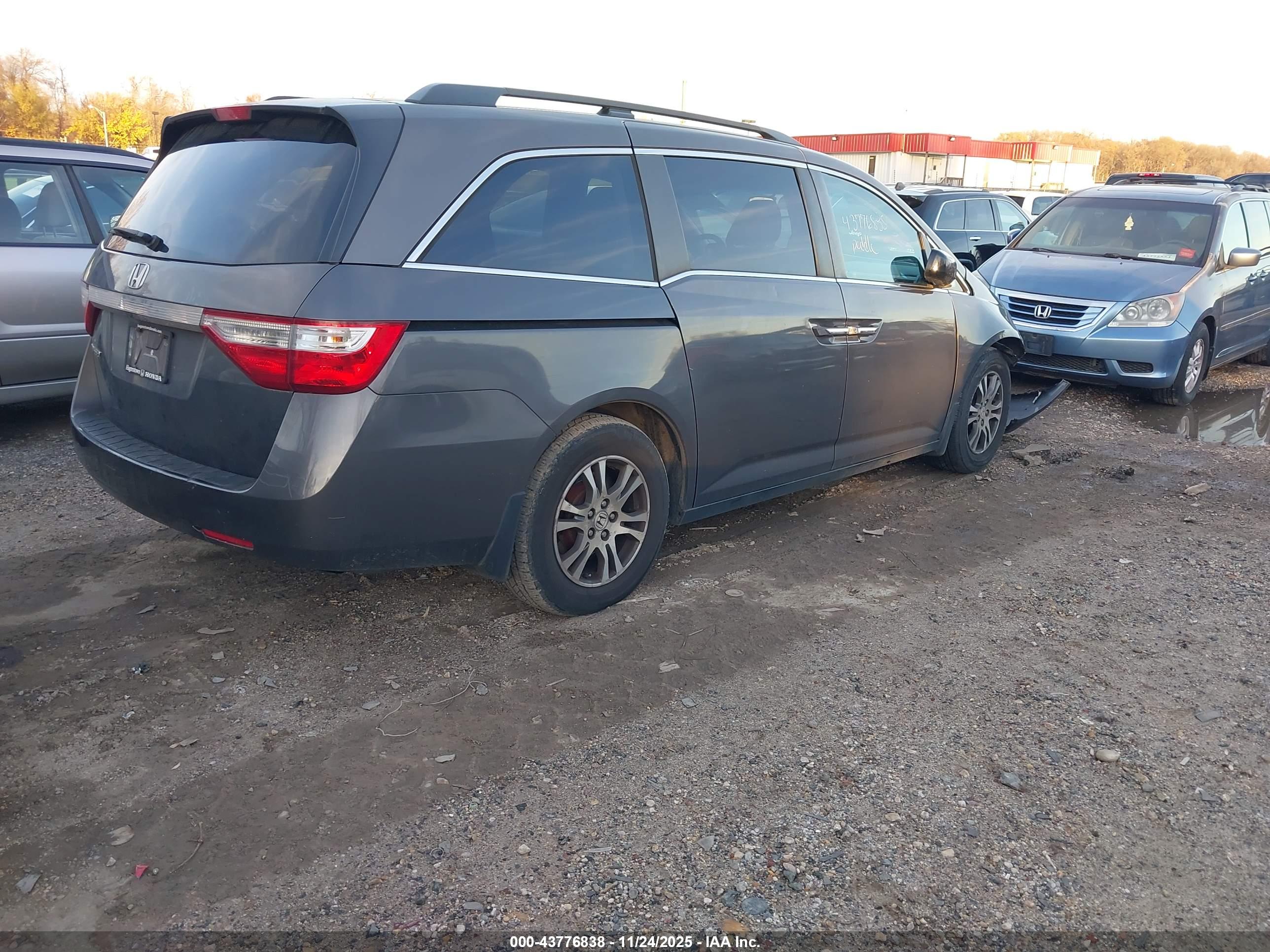 HONDA ODYSSEY image 4