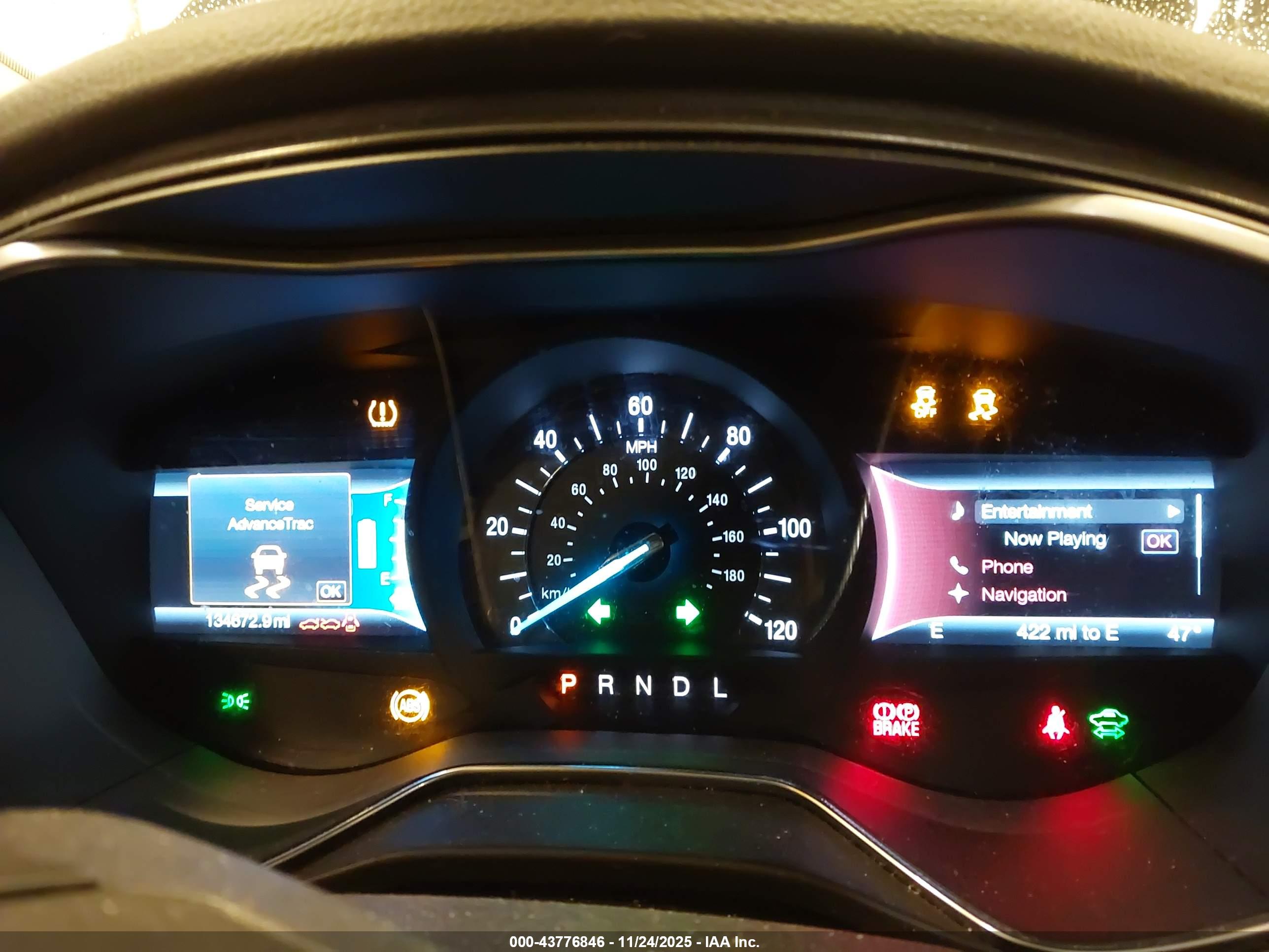FORD FUSION image 7