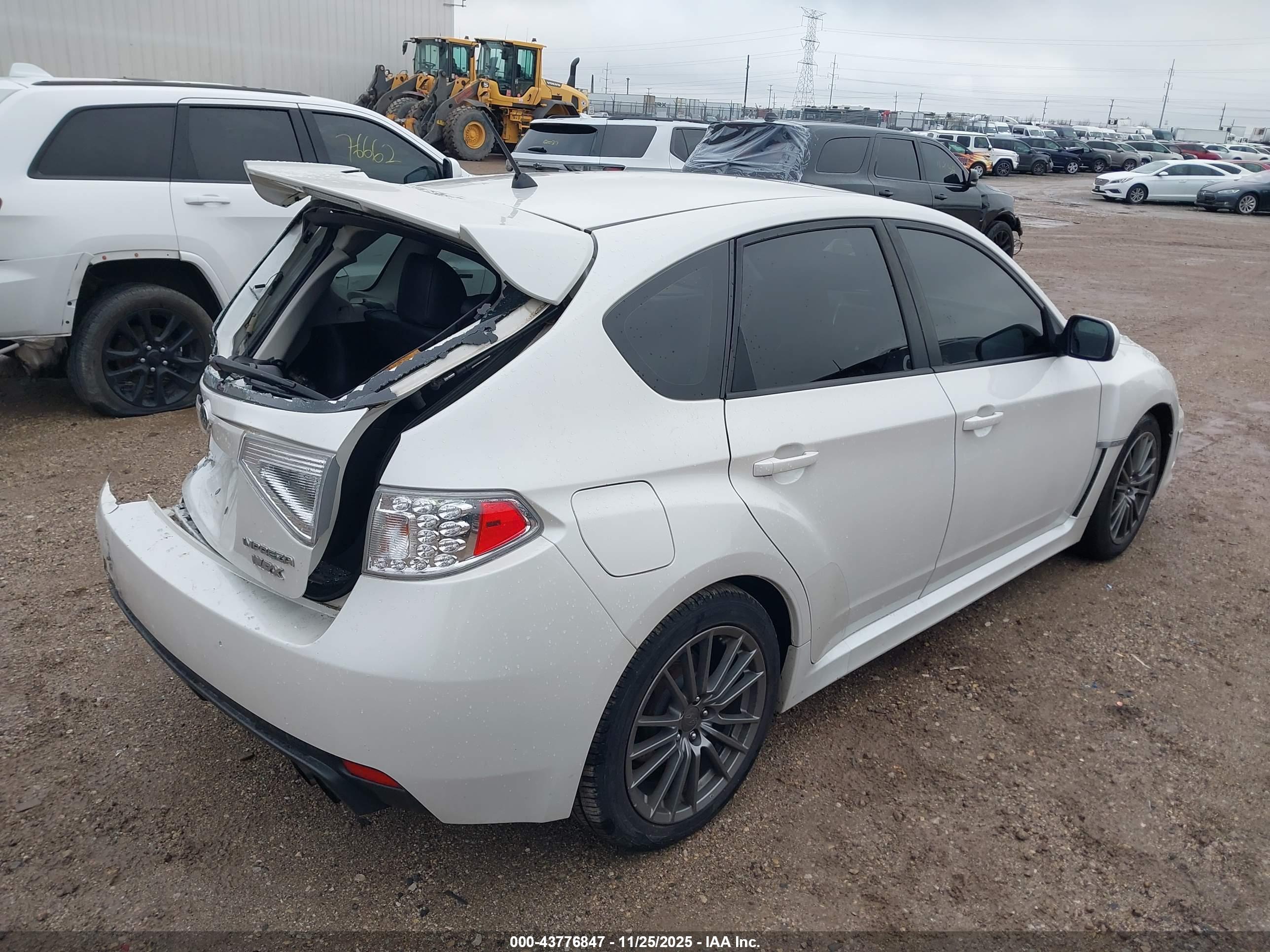 SUBARU IMPREZA image 4