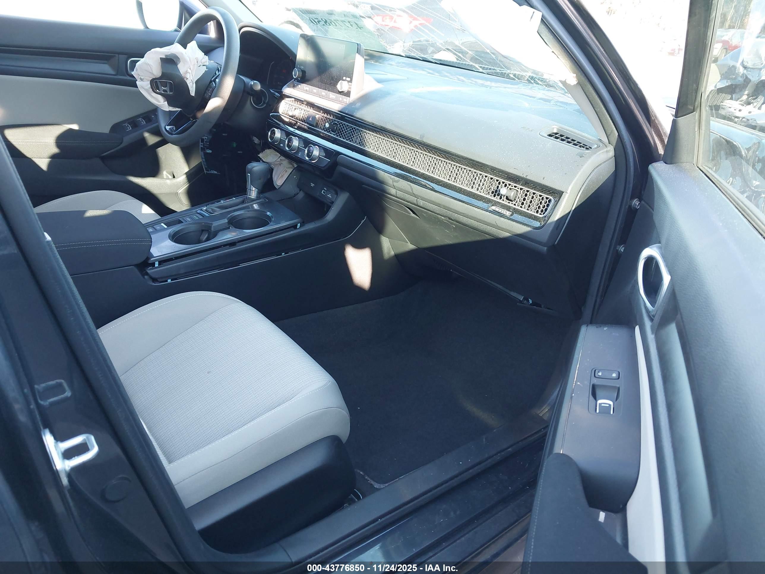 HONDA CIVIC image 5