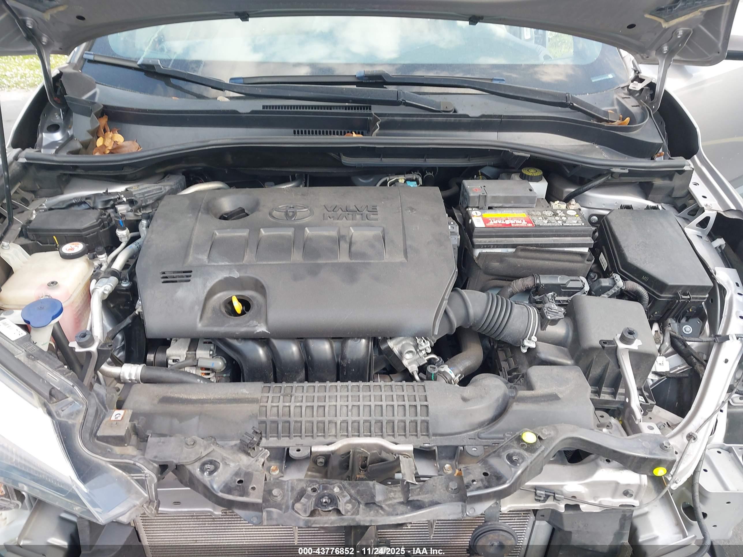 TOYOTA C-HR image 10