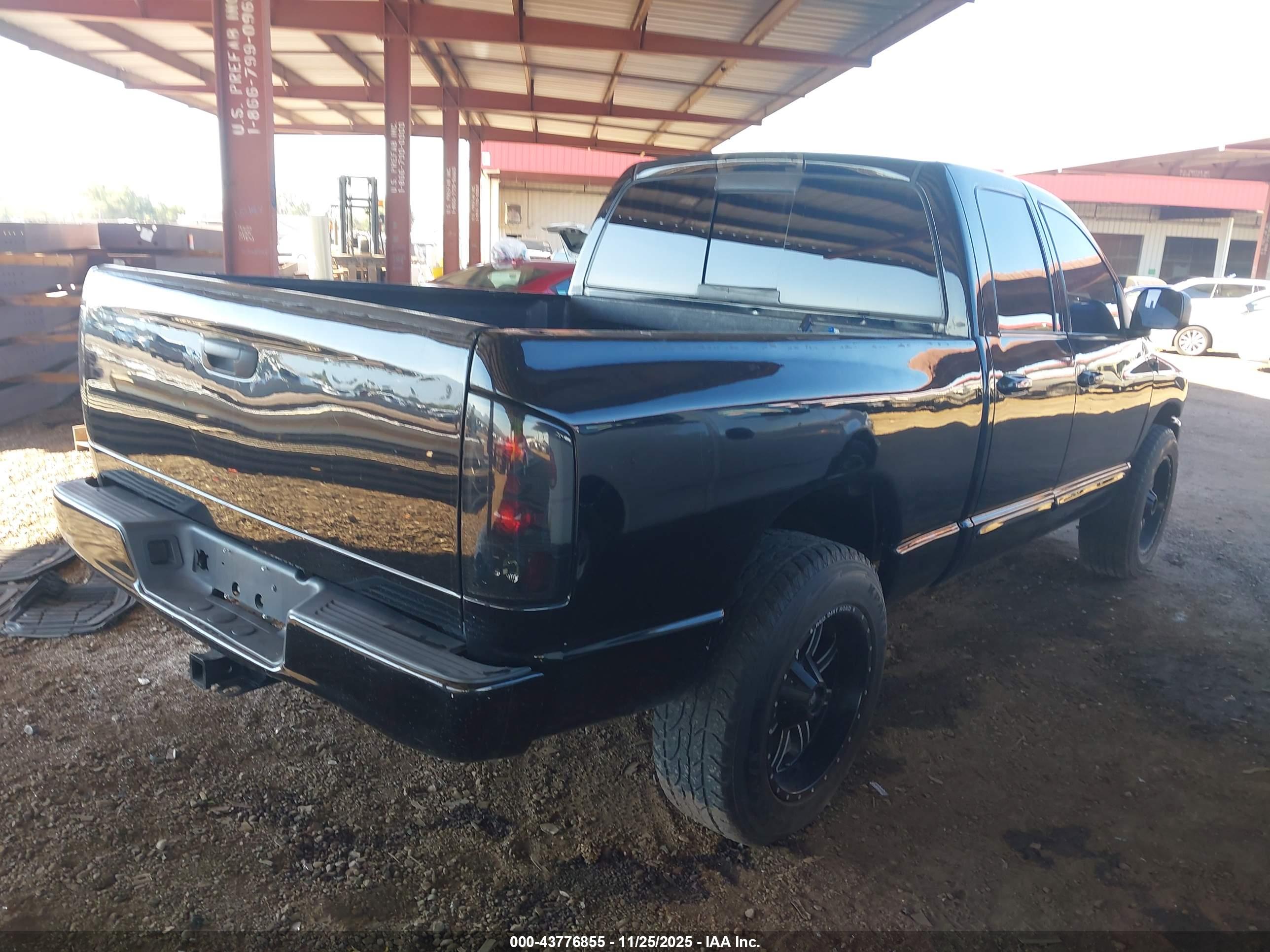 DODGE RAM image 4