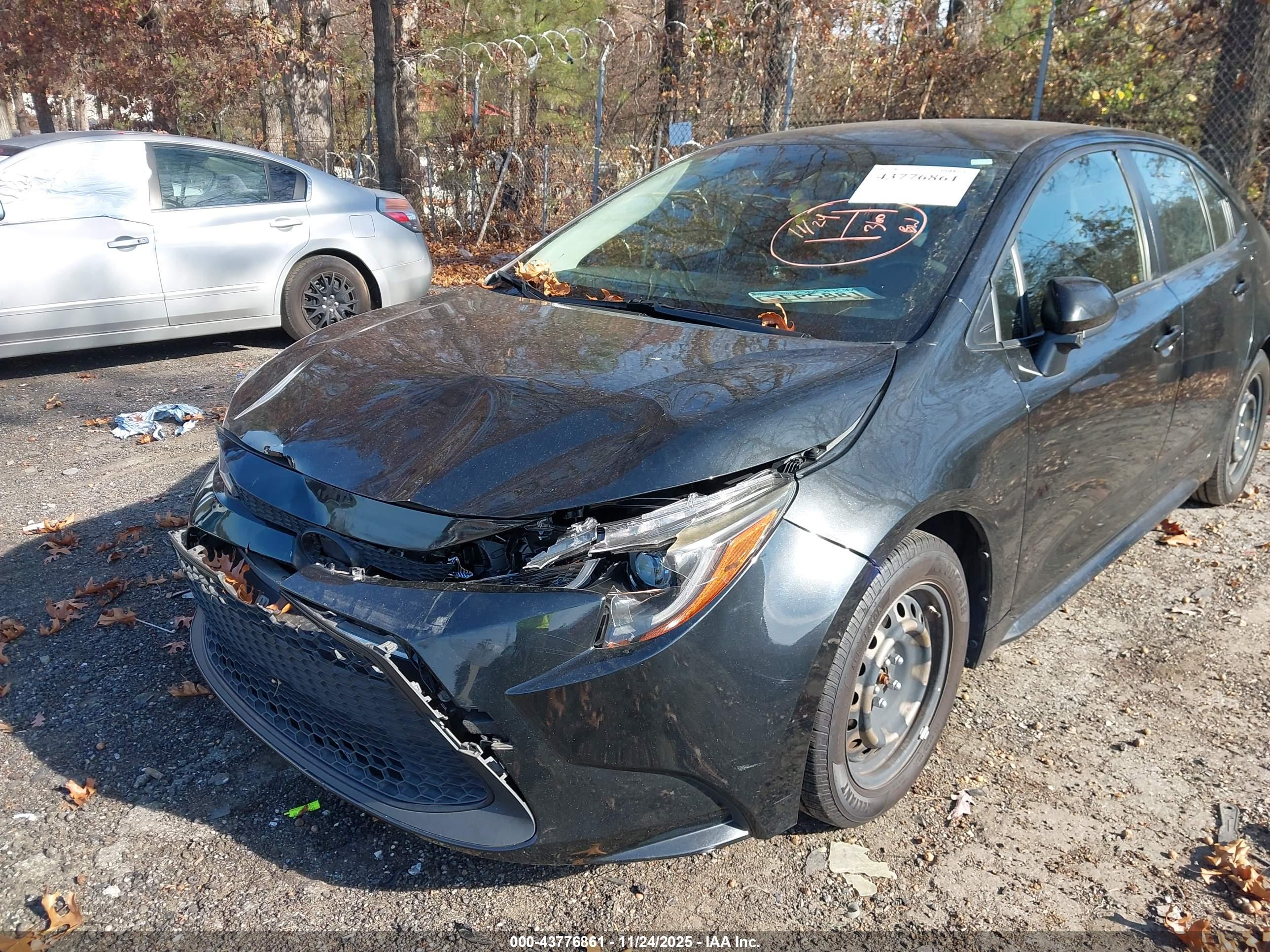 TOYOTA COROLLA image 6