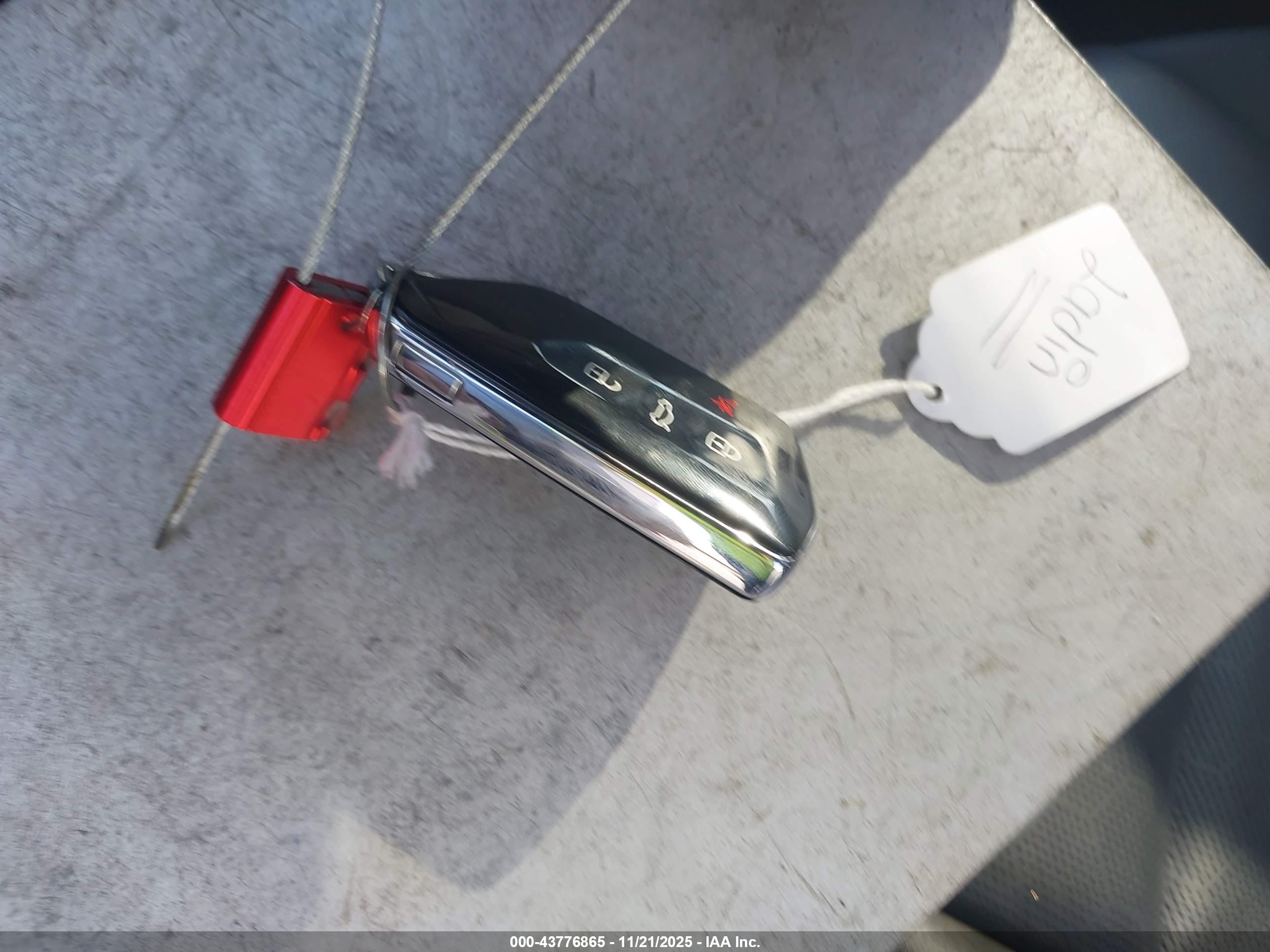 VOLKSWAGEN ID.4 image 11
