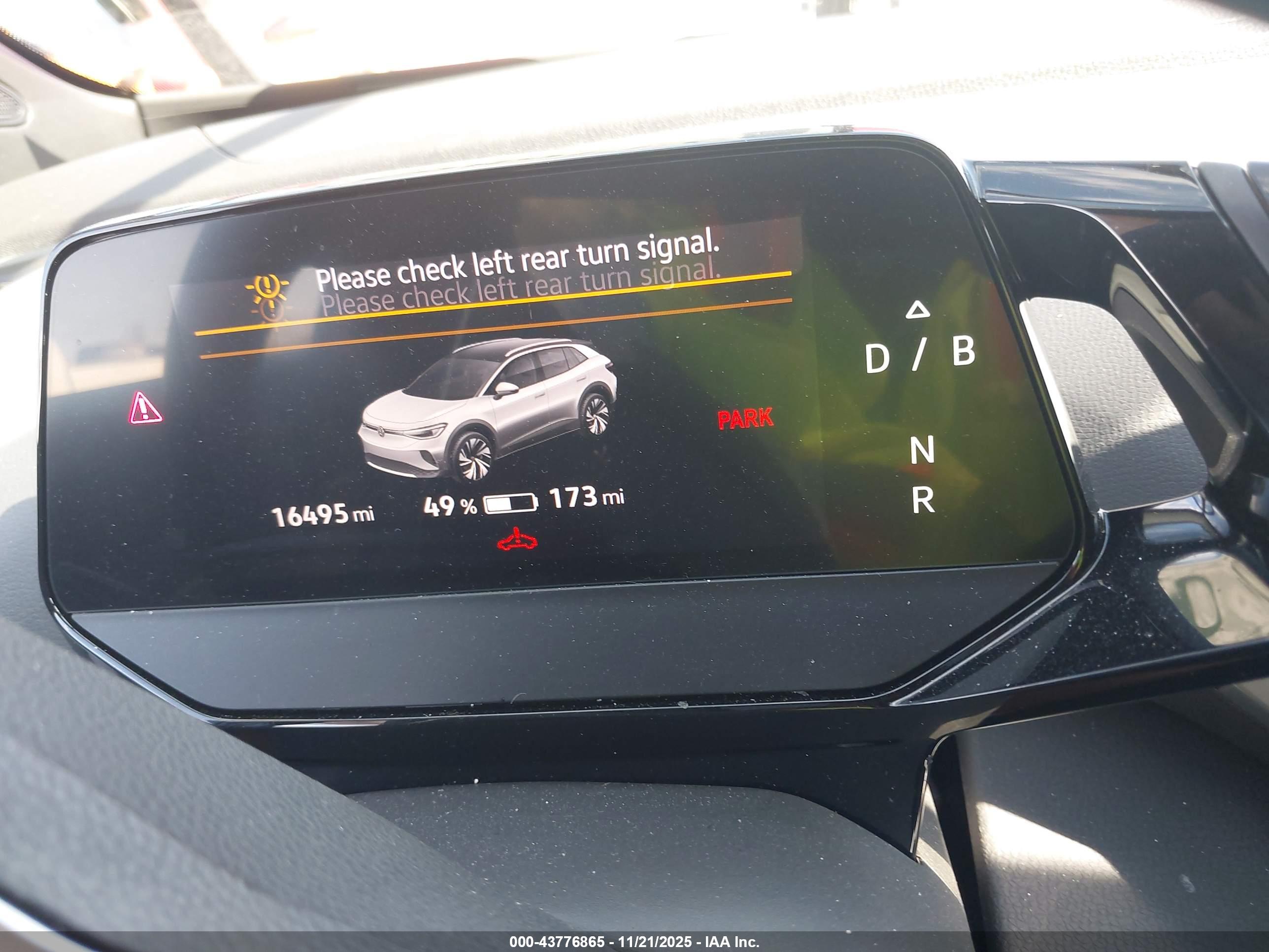 VOLKSWAGEN ID.4 image 7