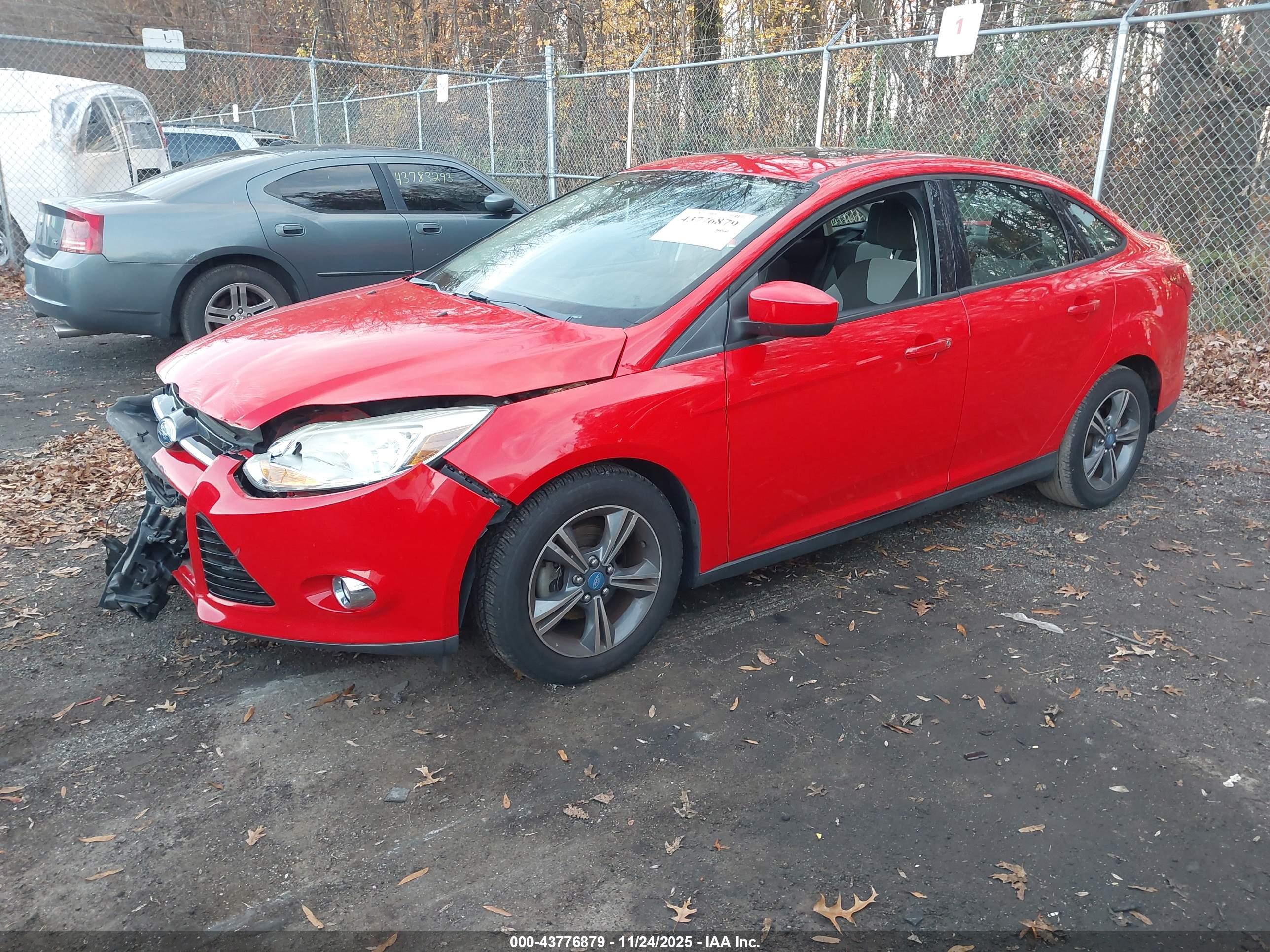 FORD FOCUS image 2