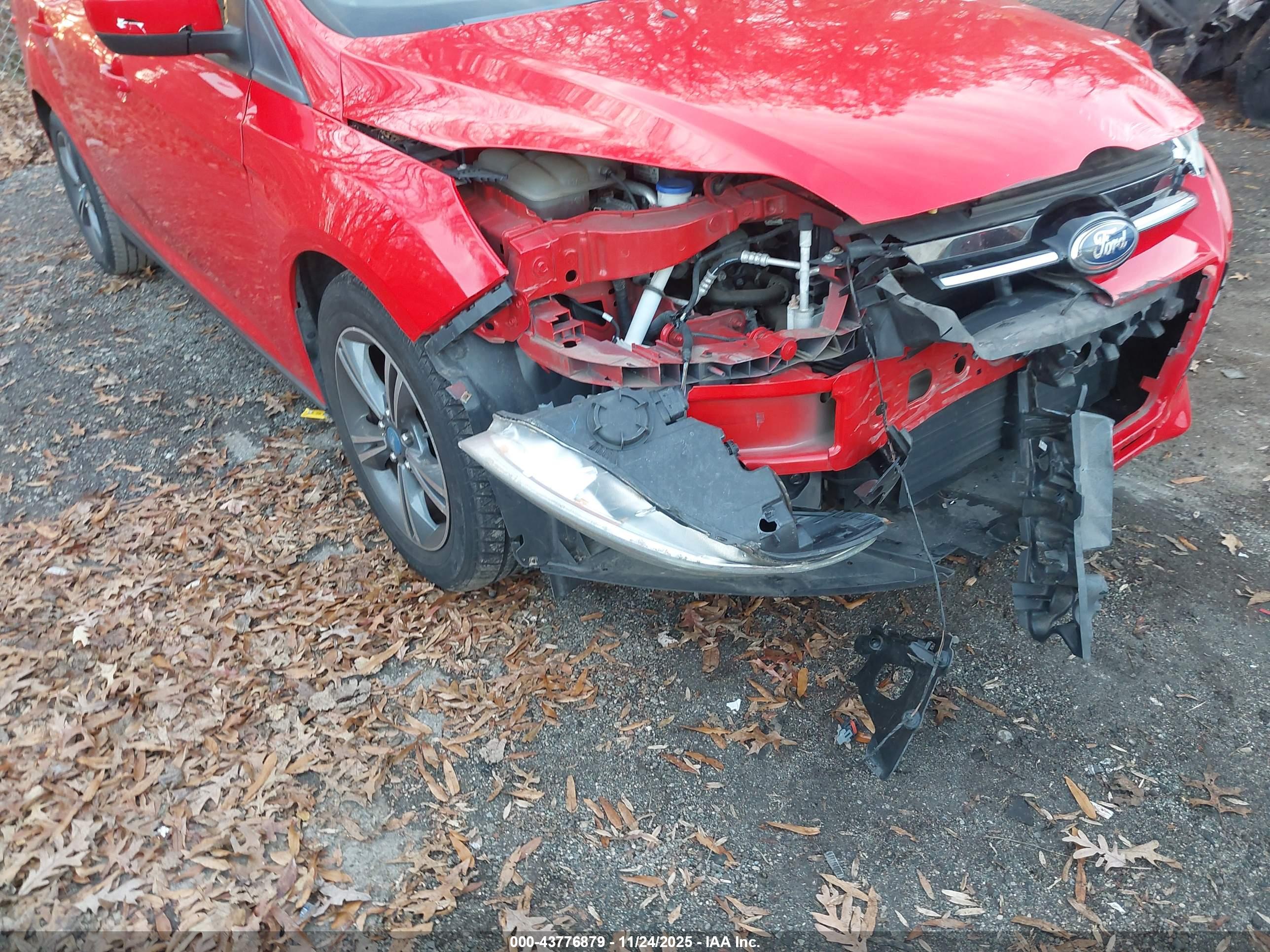 FORD FOCUS image 6