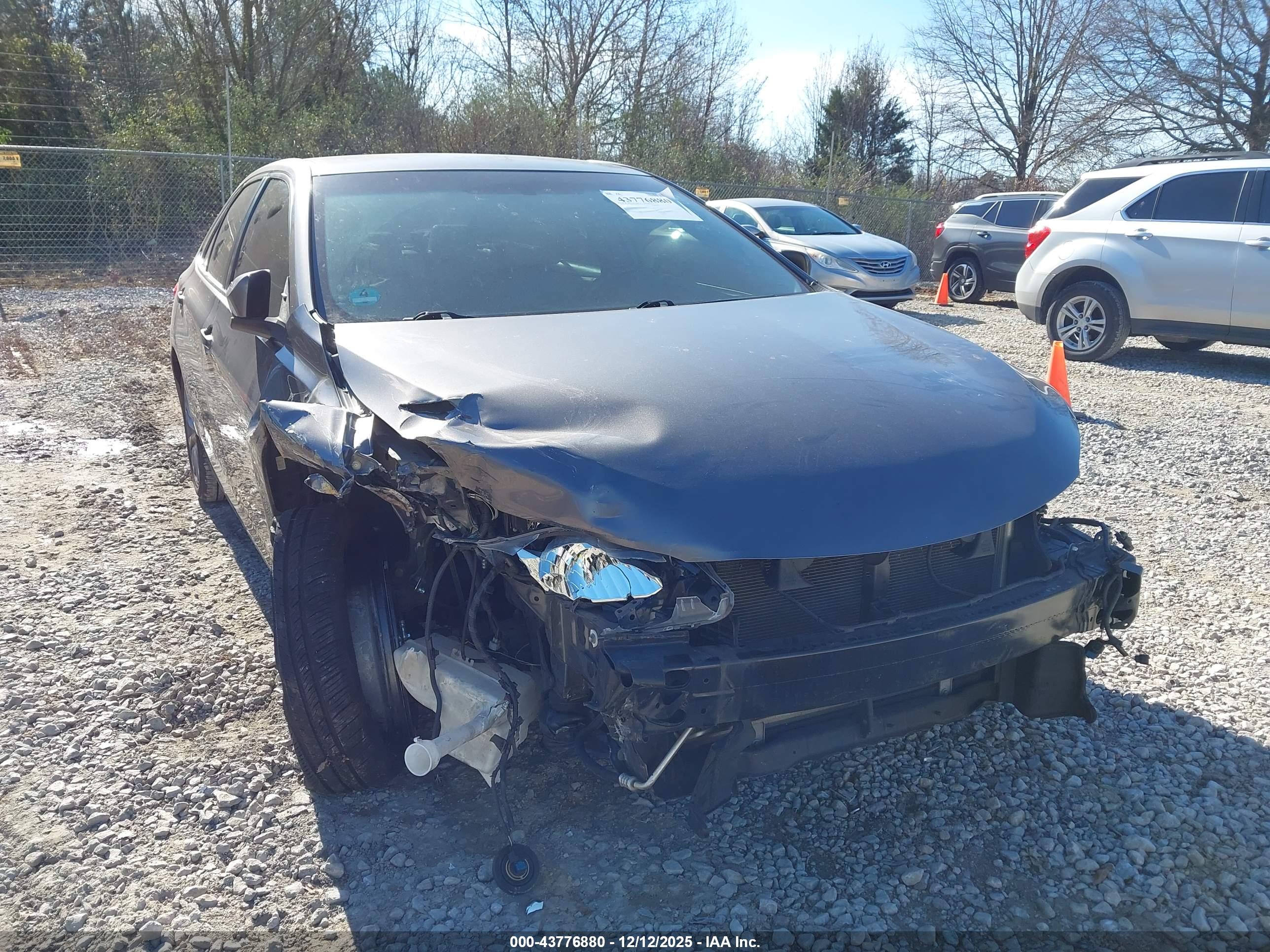 TOYOTA CAMRY image 6