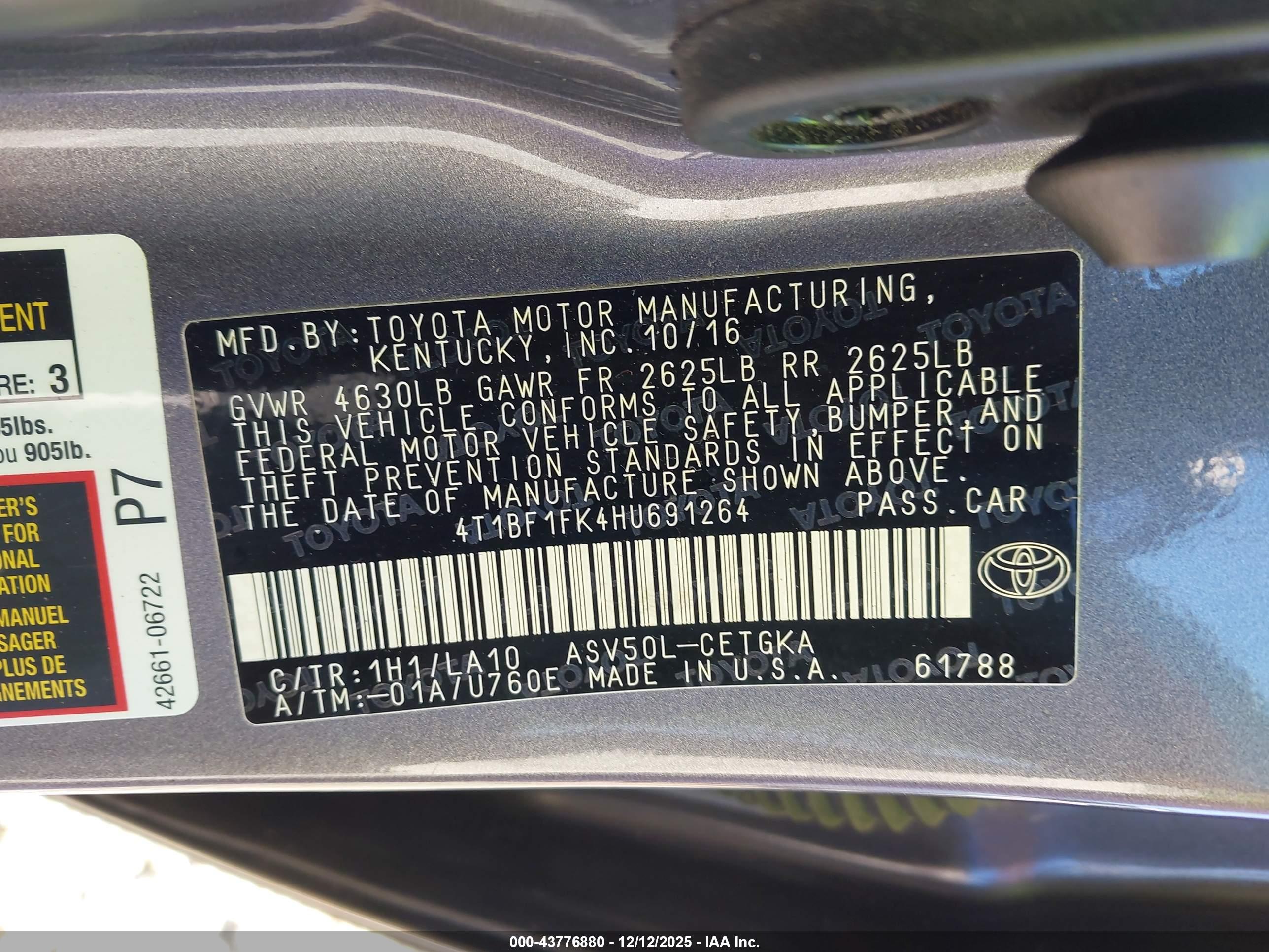 TOYOTA CAMRY image 9