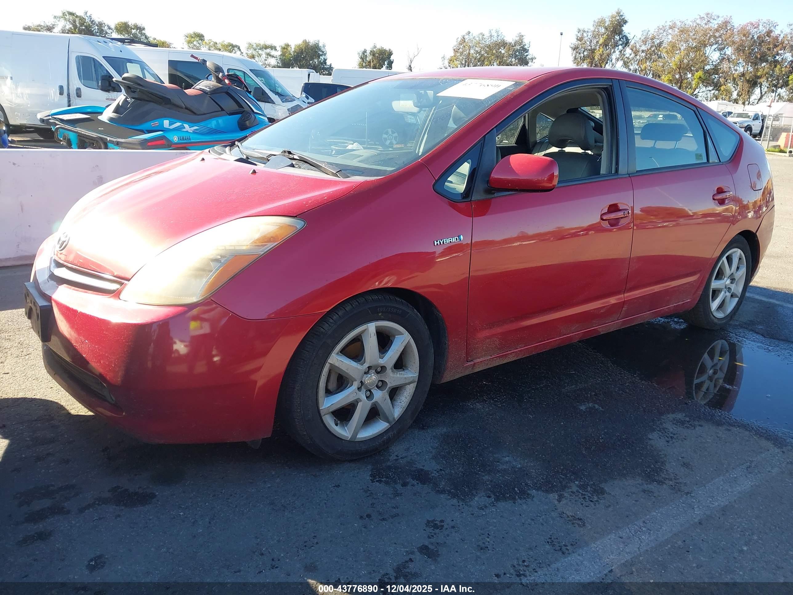 TOYOTA PRIUS image 2