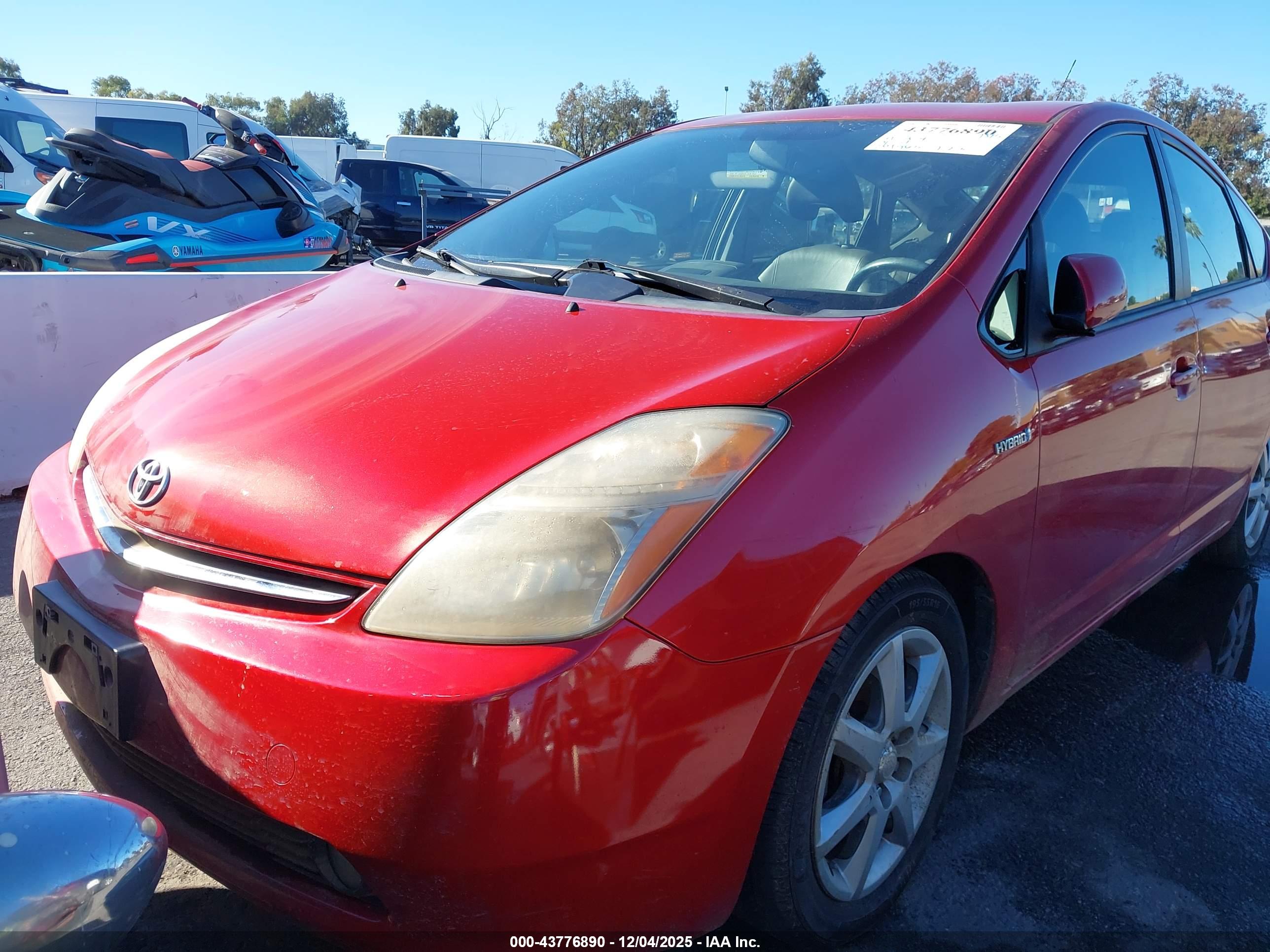 TOYOTA PRIUS image 6