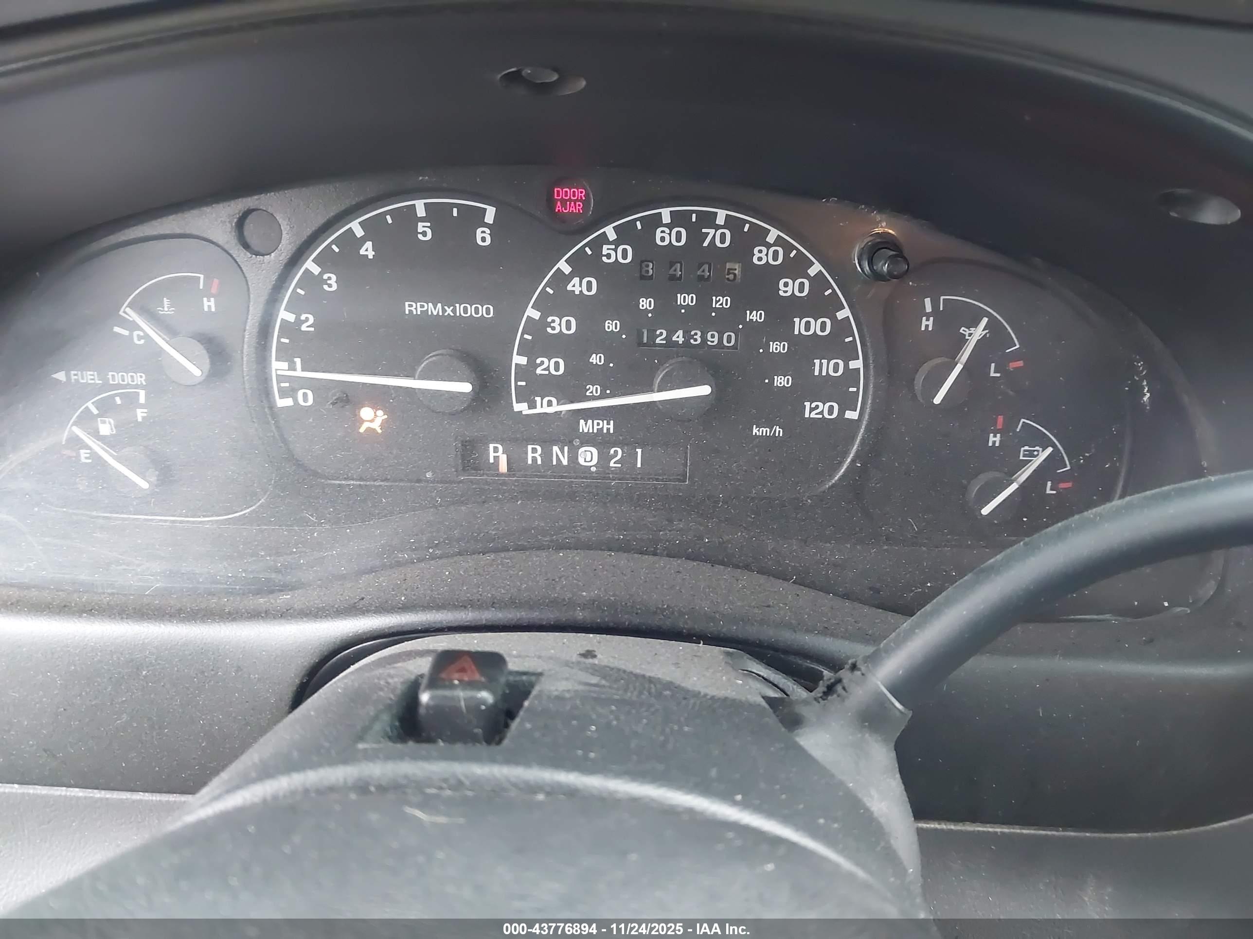 FORD RANGER image 7