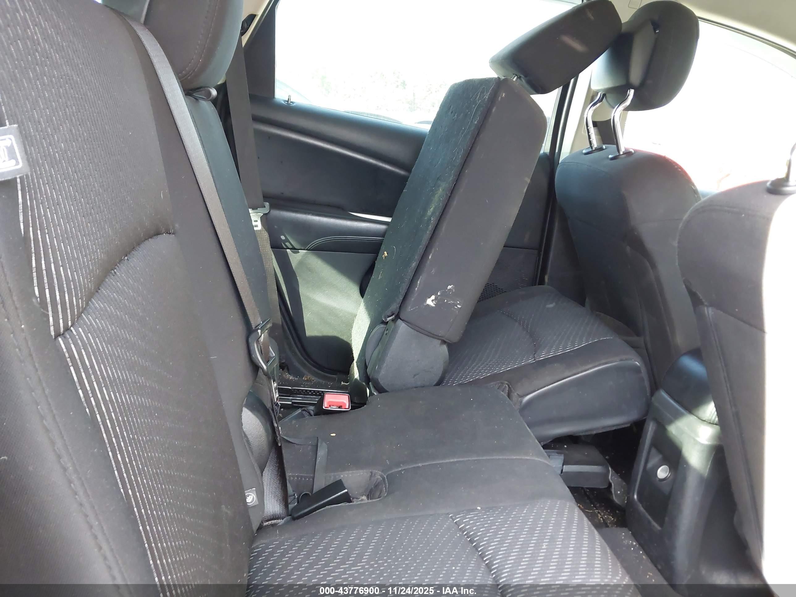 DODGE JOURNEY image 8