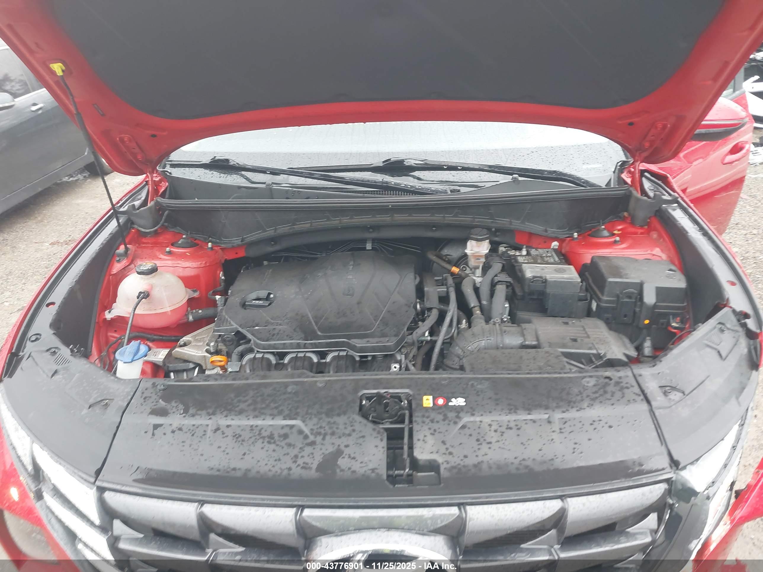 HYUNDAI TUCSON image 10
