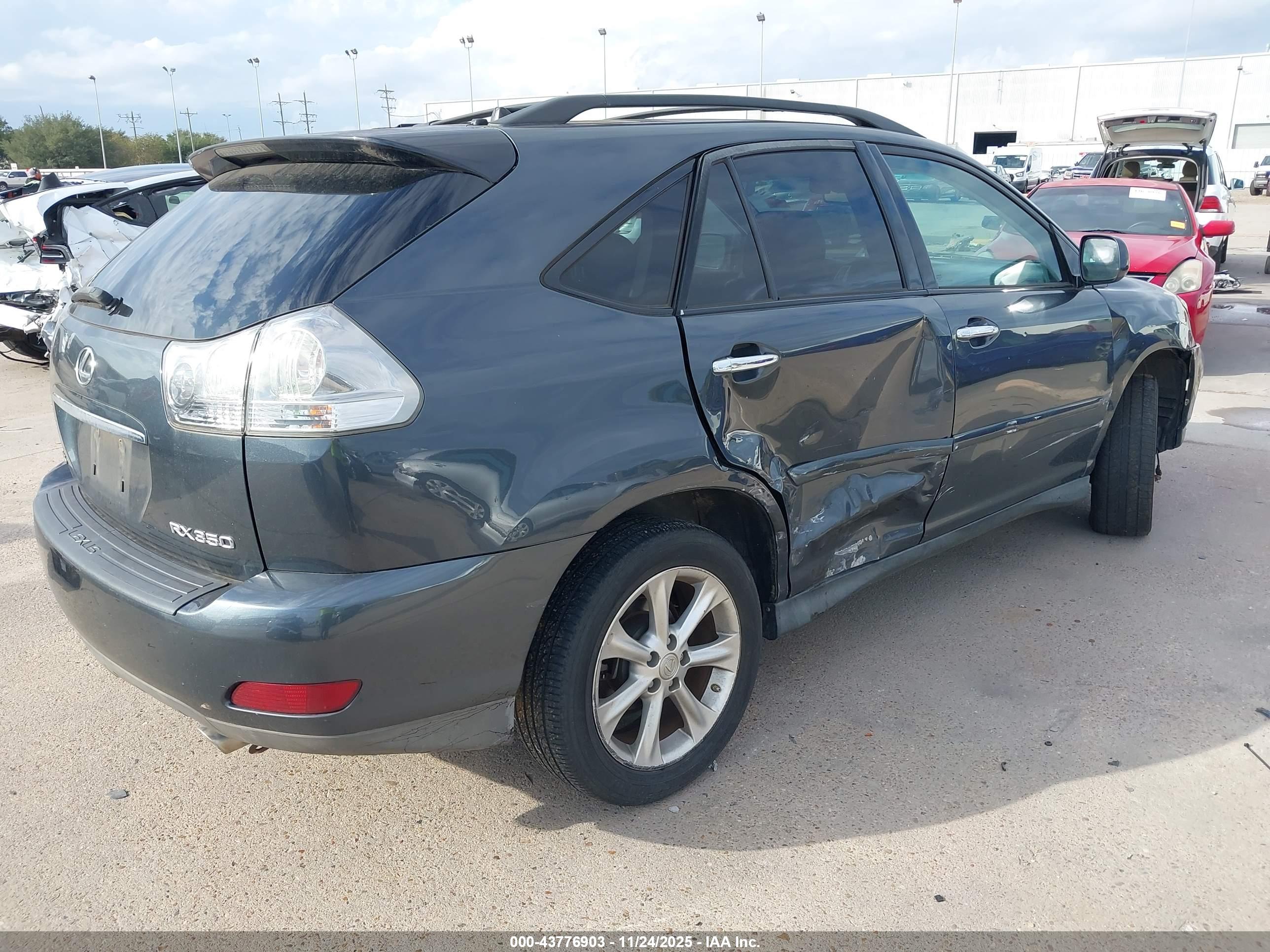 LEXUS RX image 4