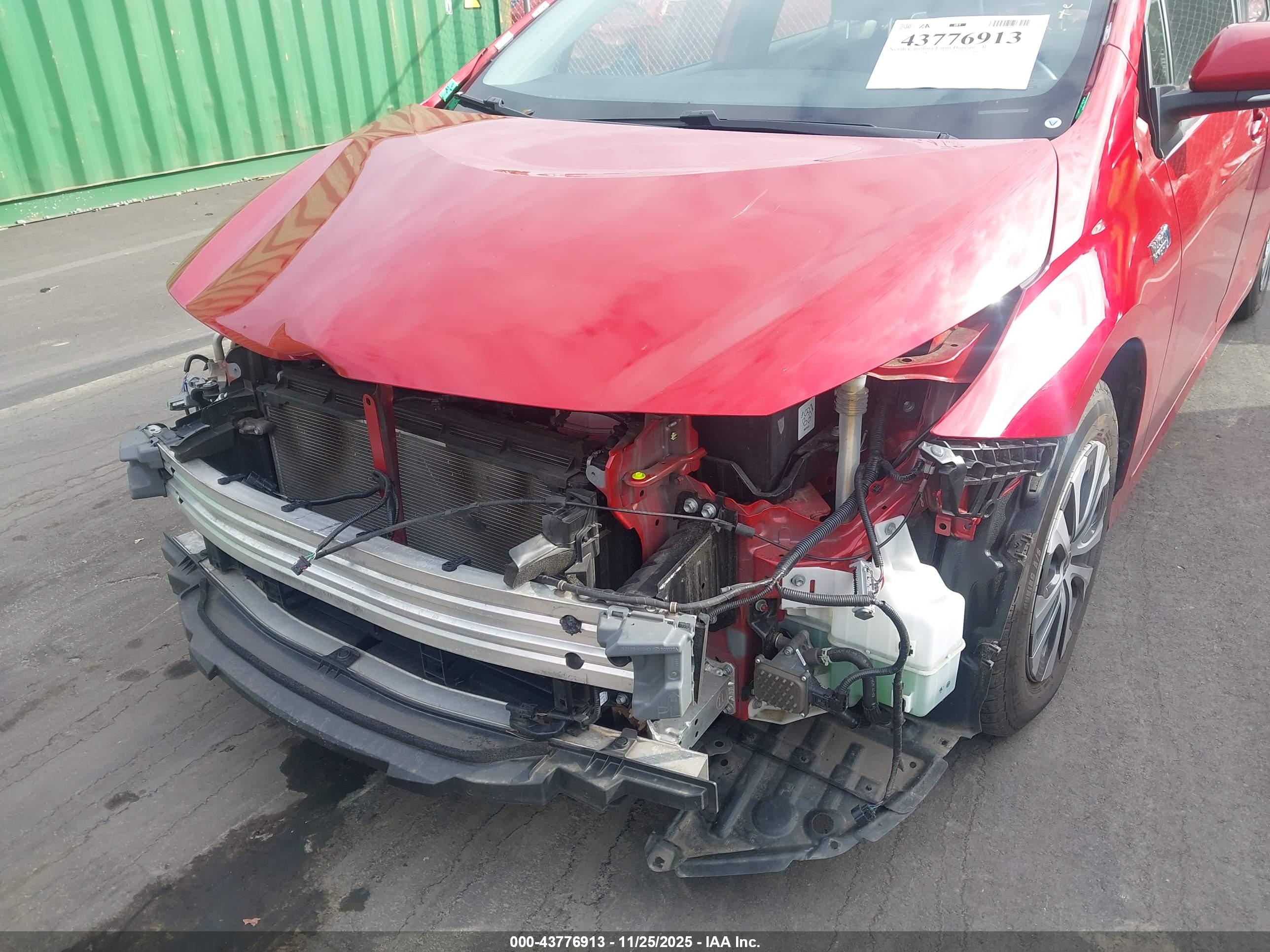 TOYOTA PRIUS image 6