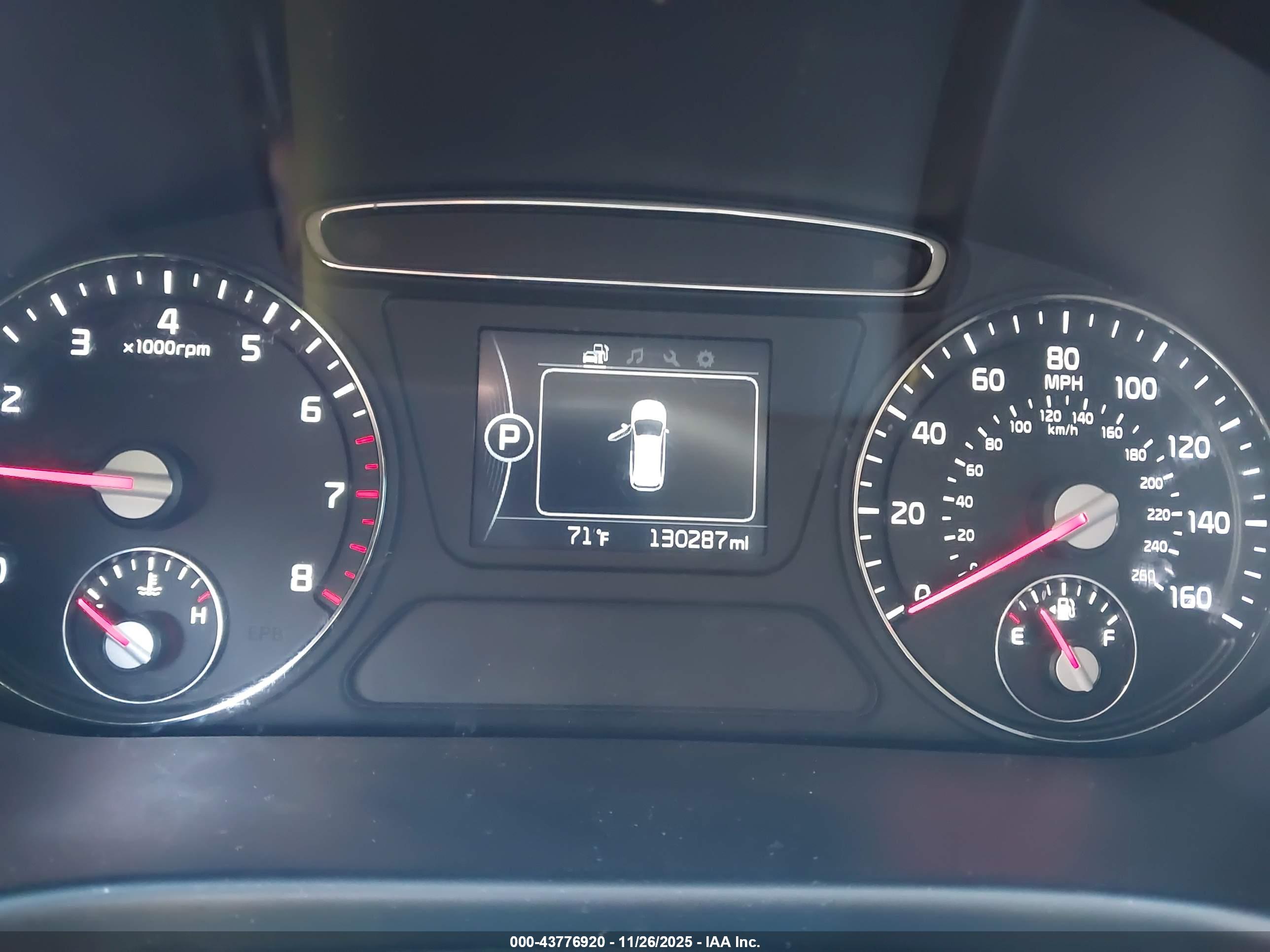 KIA SORENTO image 7
