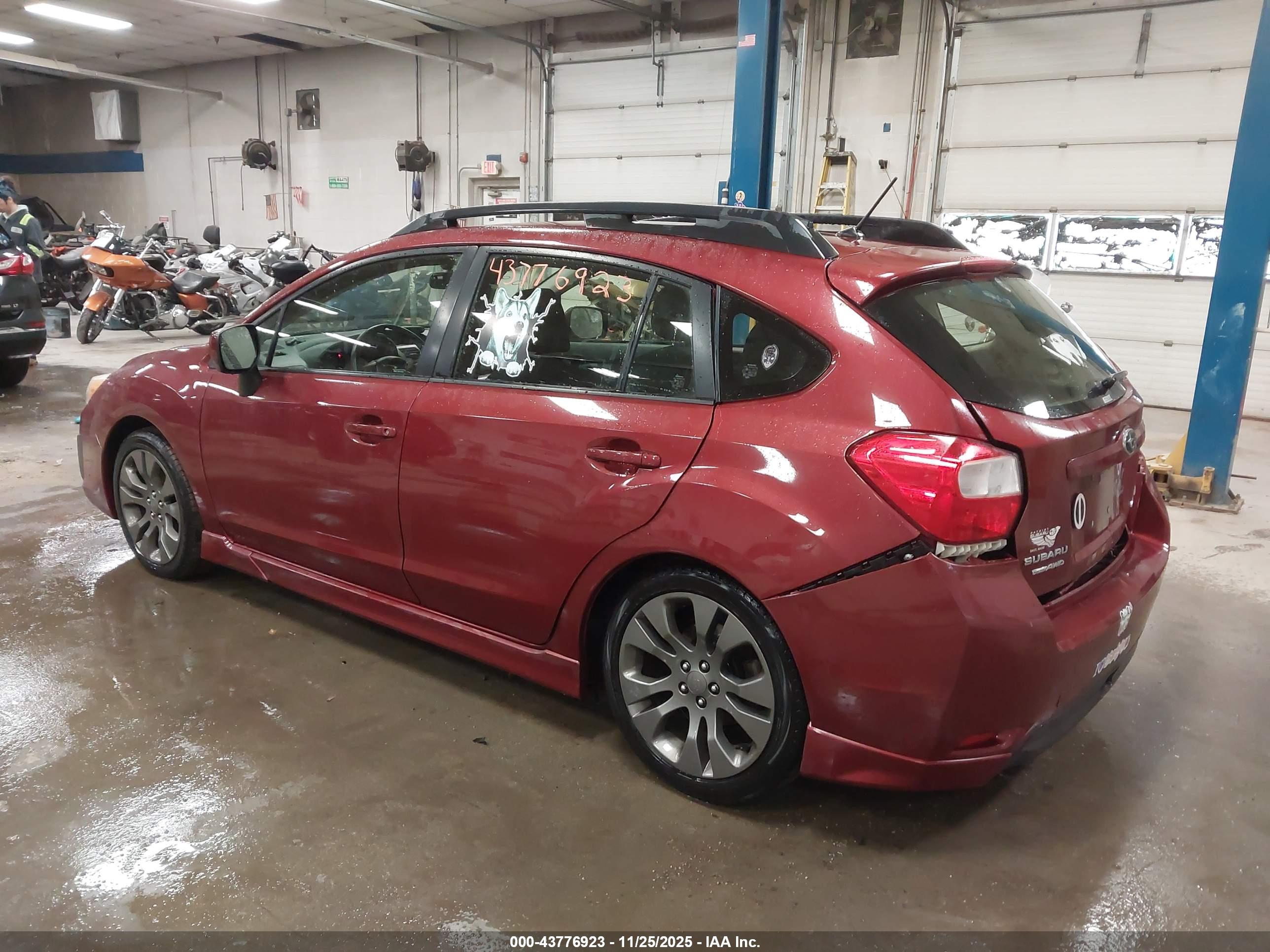 SUBARU IMPREZA image 3