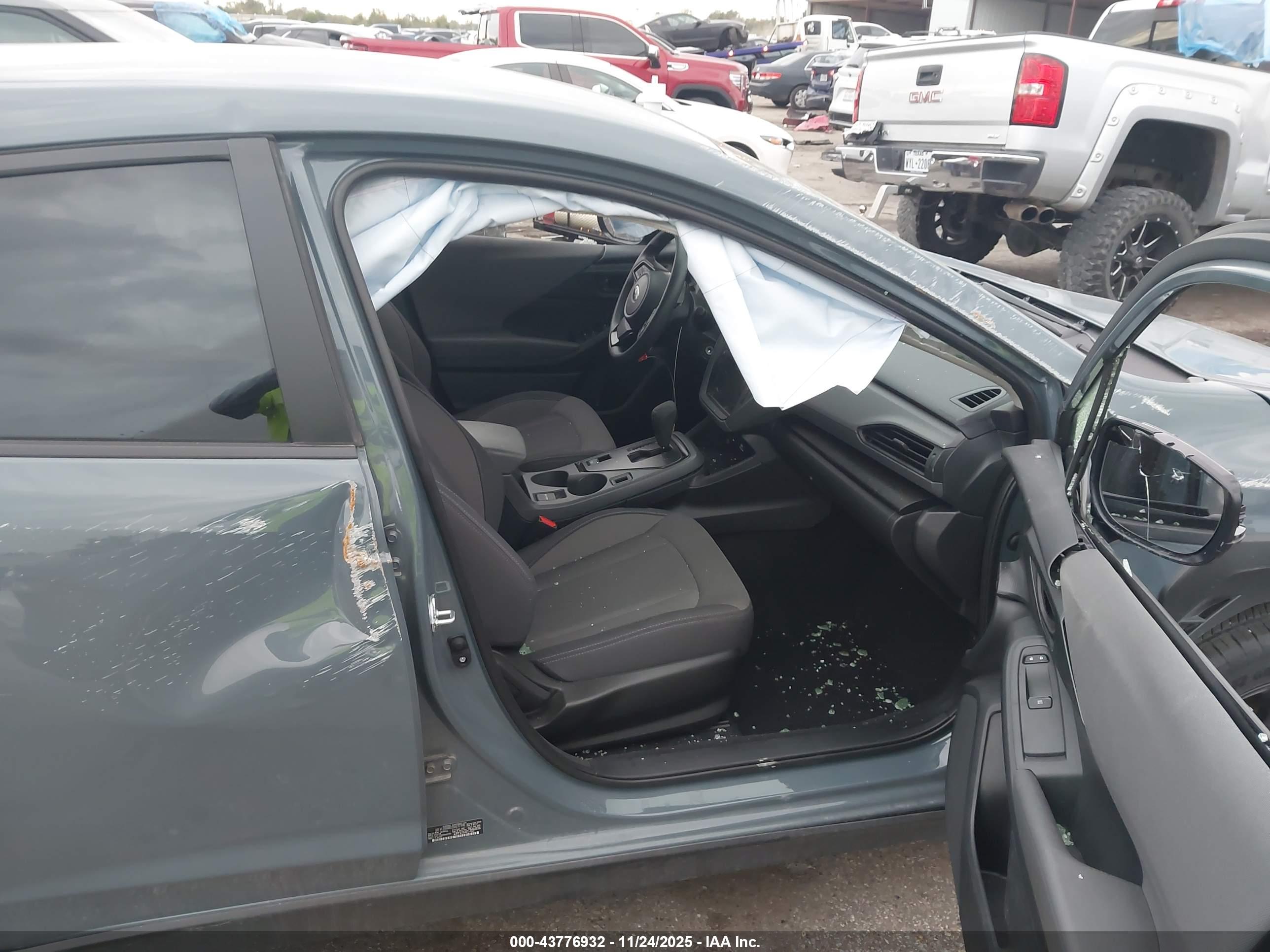 SUBARU CROSSTREK image 5