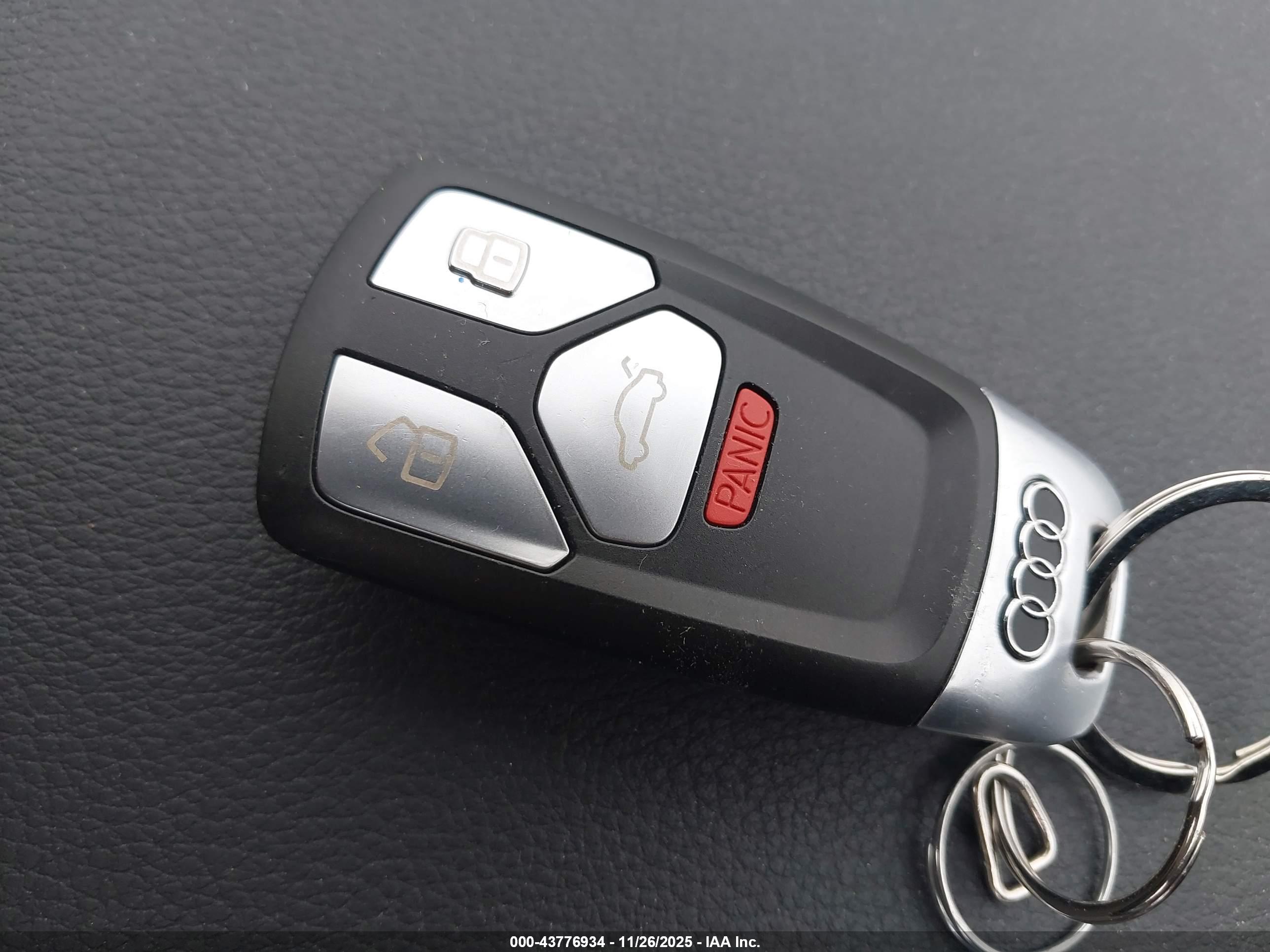 AUDI Q5 image 11