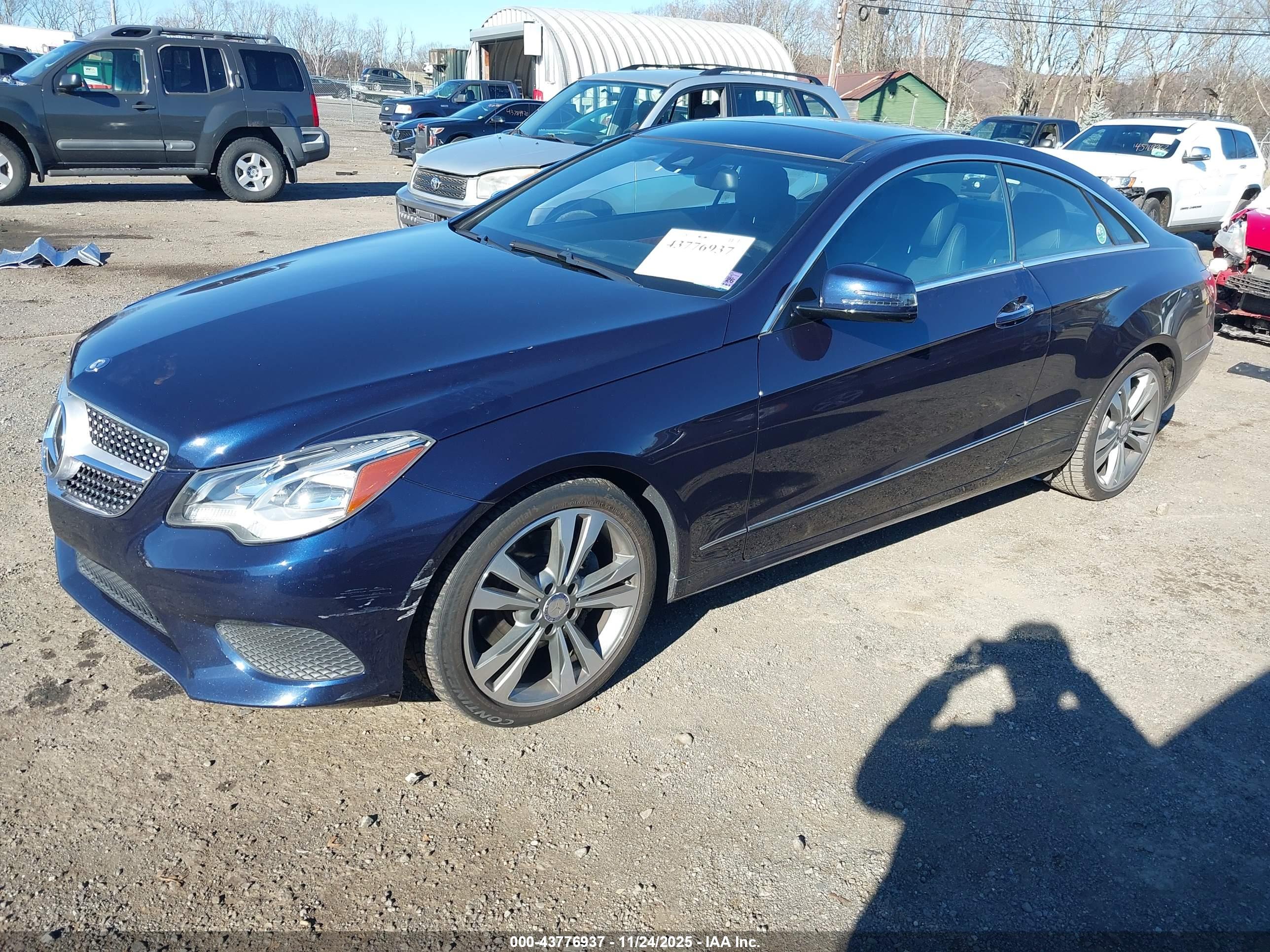 MERCEDES-BENZ E image 2