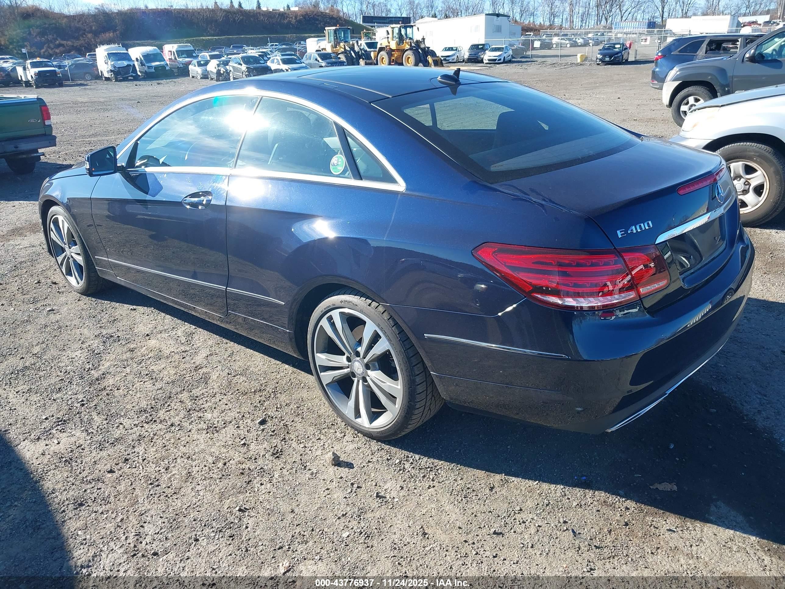 MERCEDES-BENZ E image 3