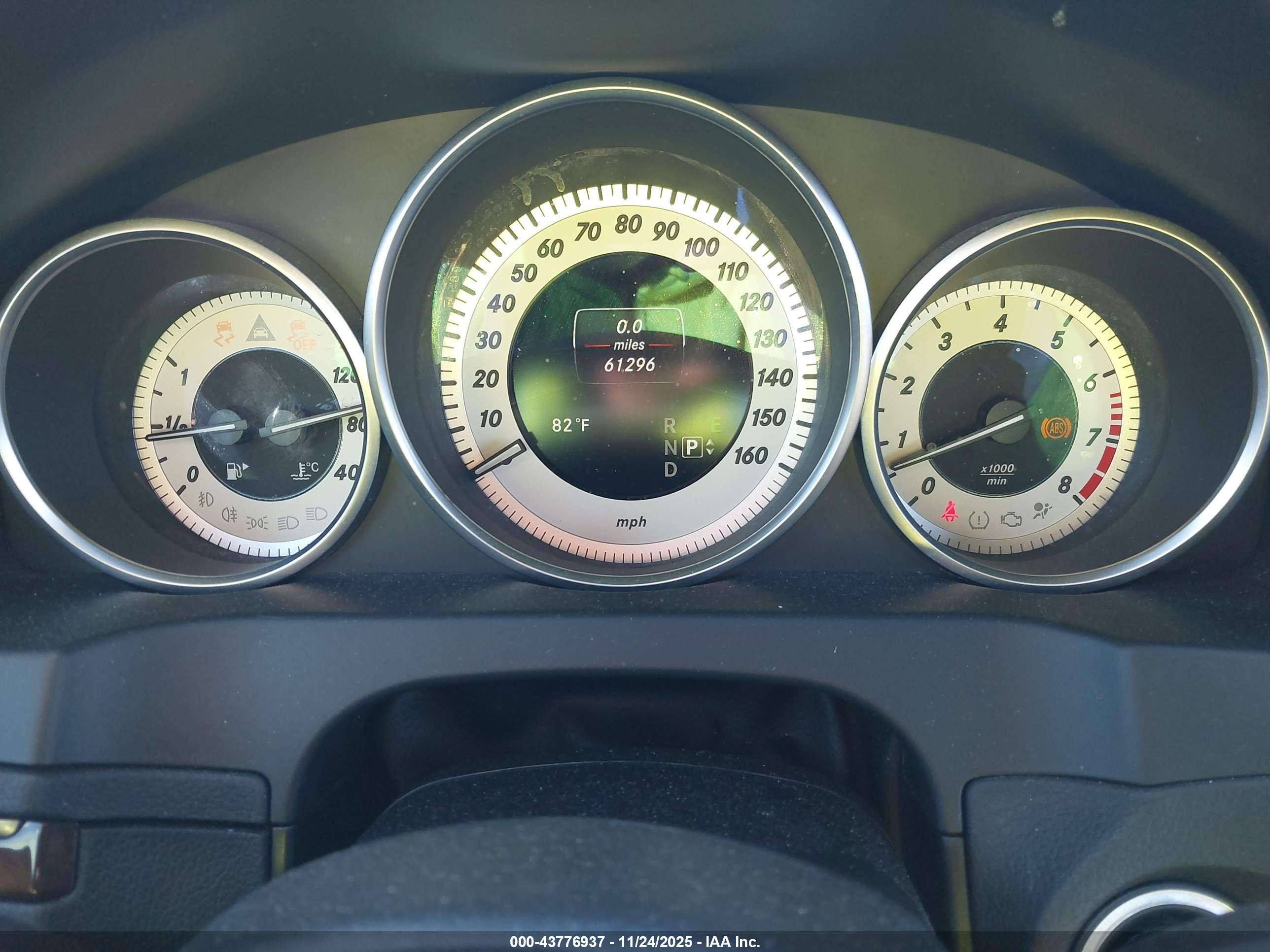 MERCEDES-BENZ E image 7