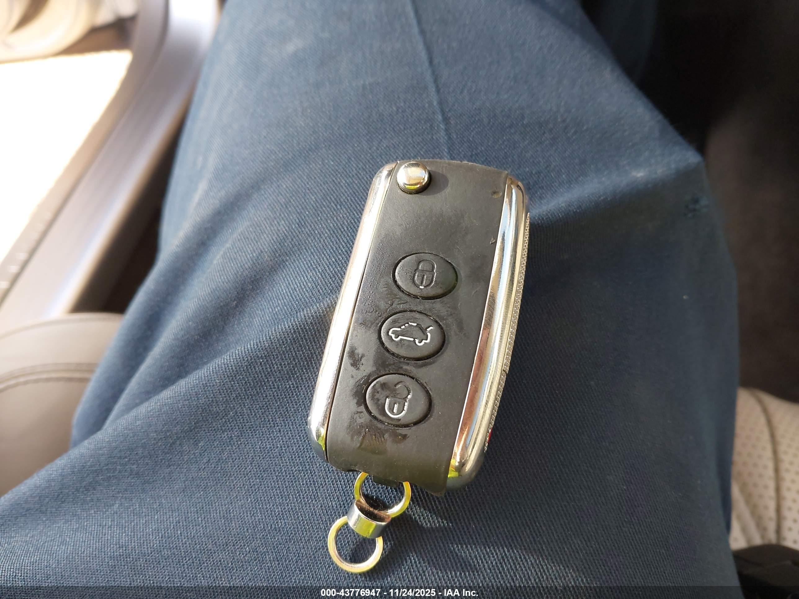 BENTLEY FLYING image 11