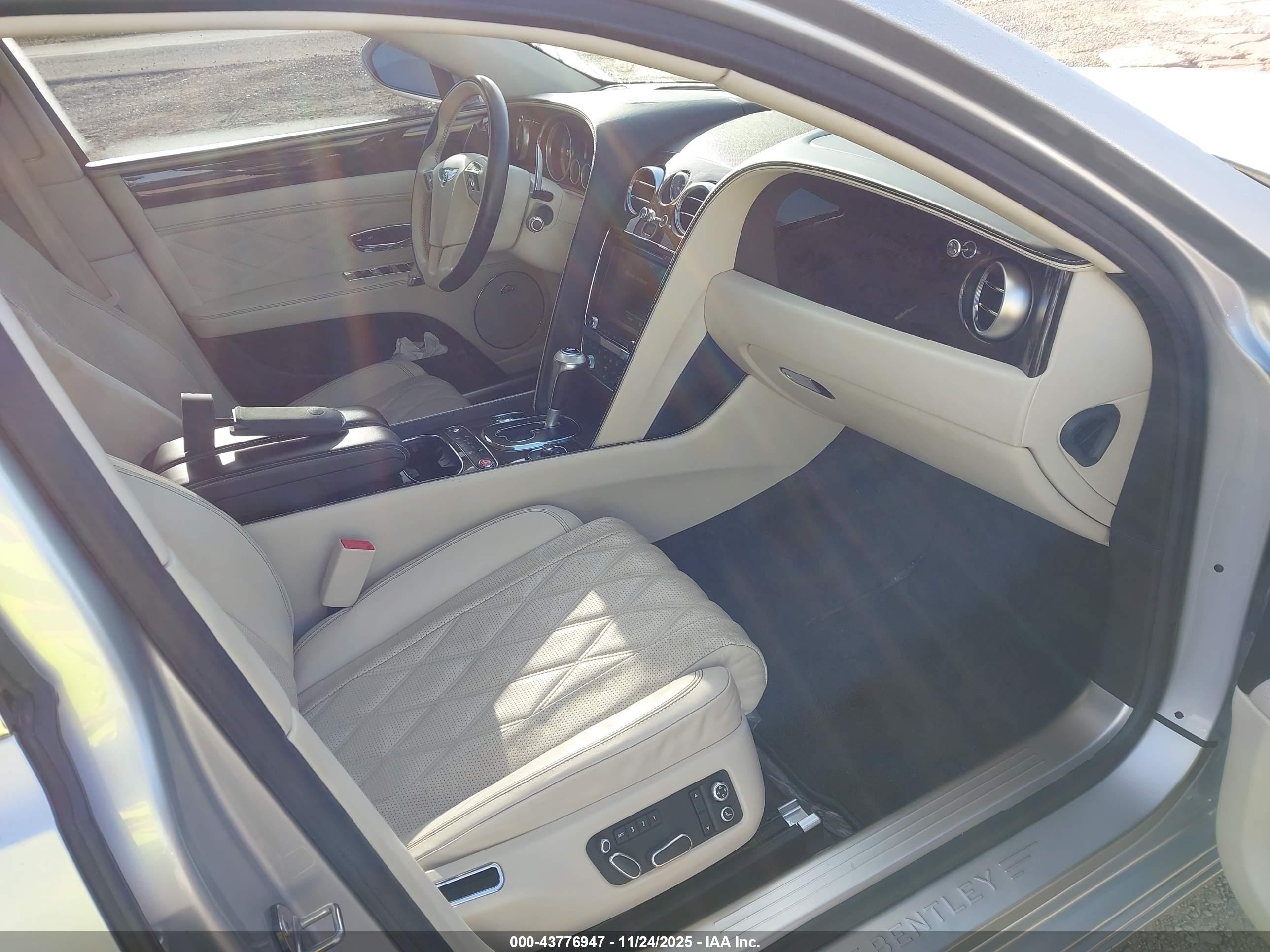 BENTLEY FLYING image 5
