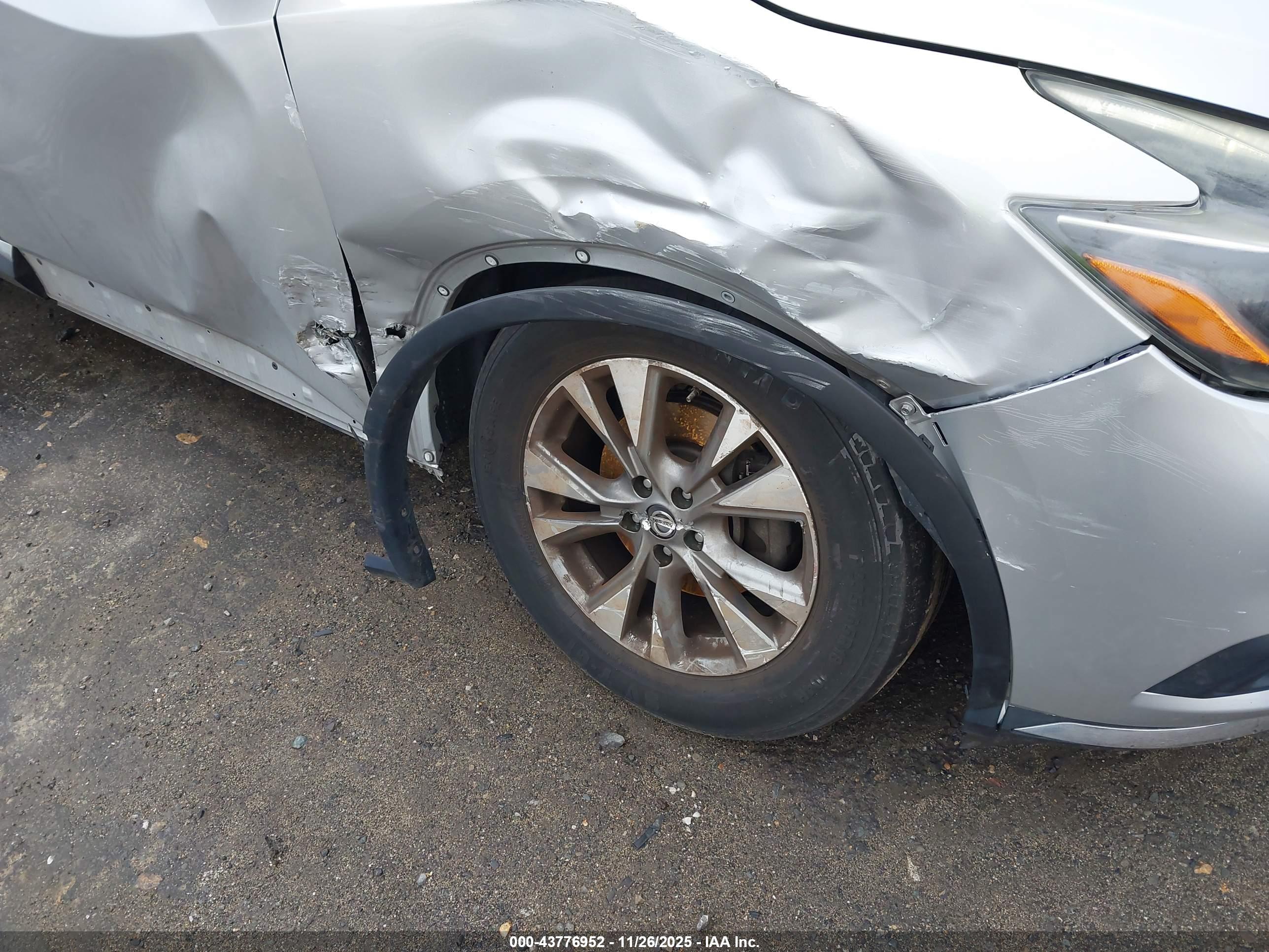 NISSAN MURANO image 6