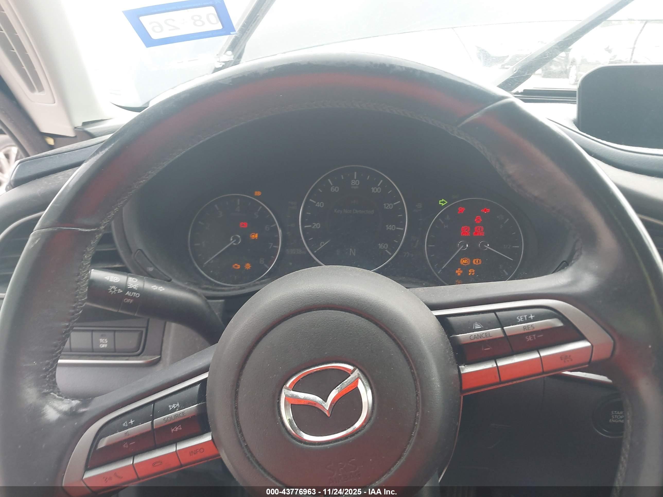 MAZDA CX-30 image 7