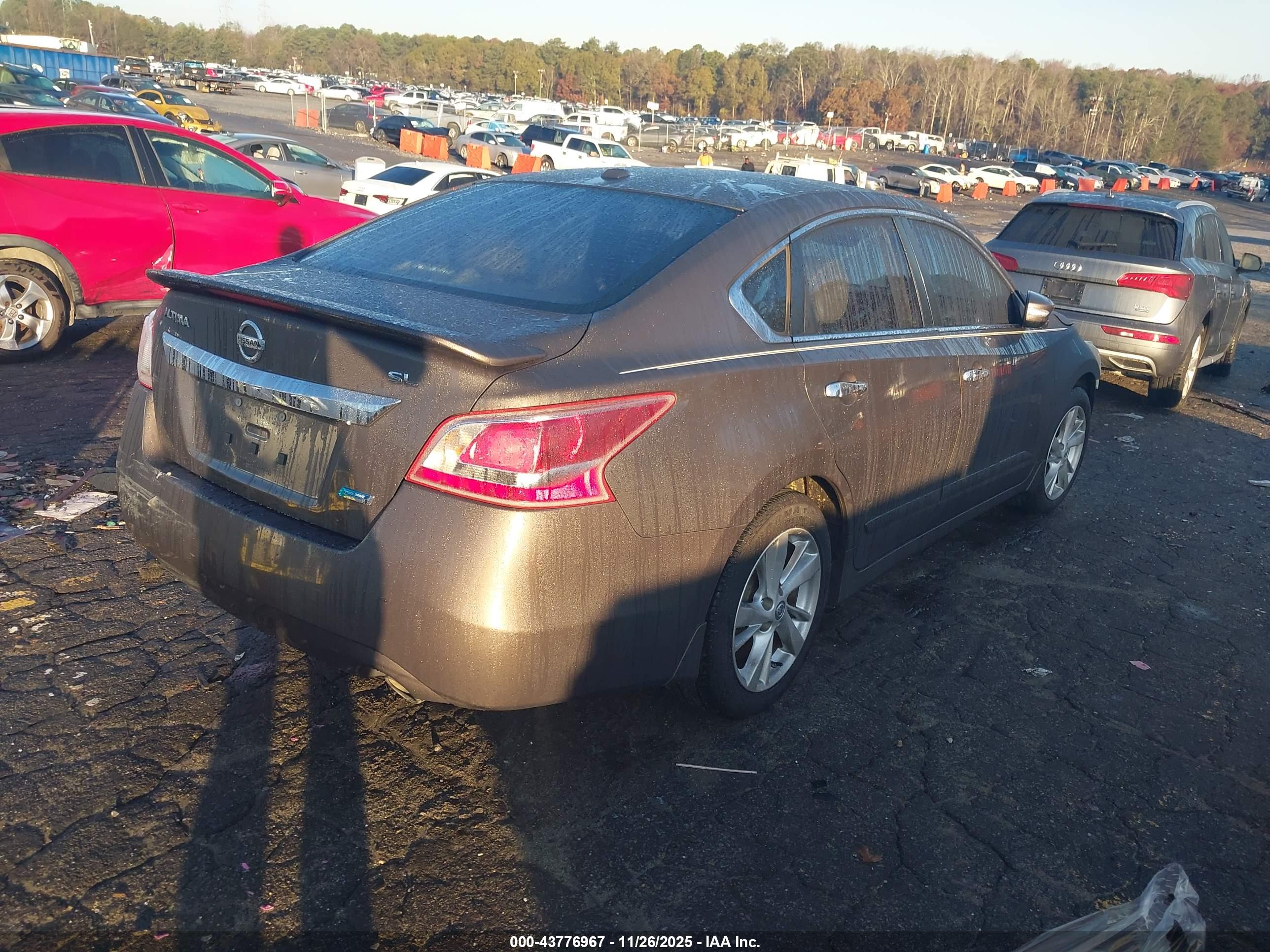 NISSAN ALTIMA image 4
