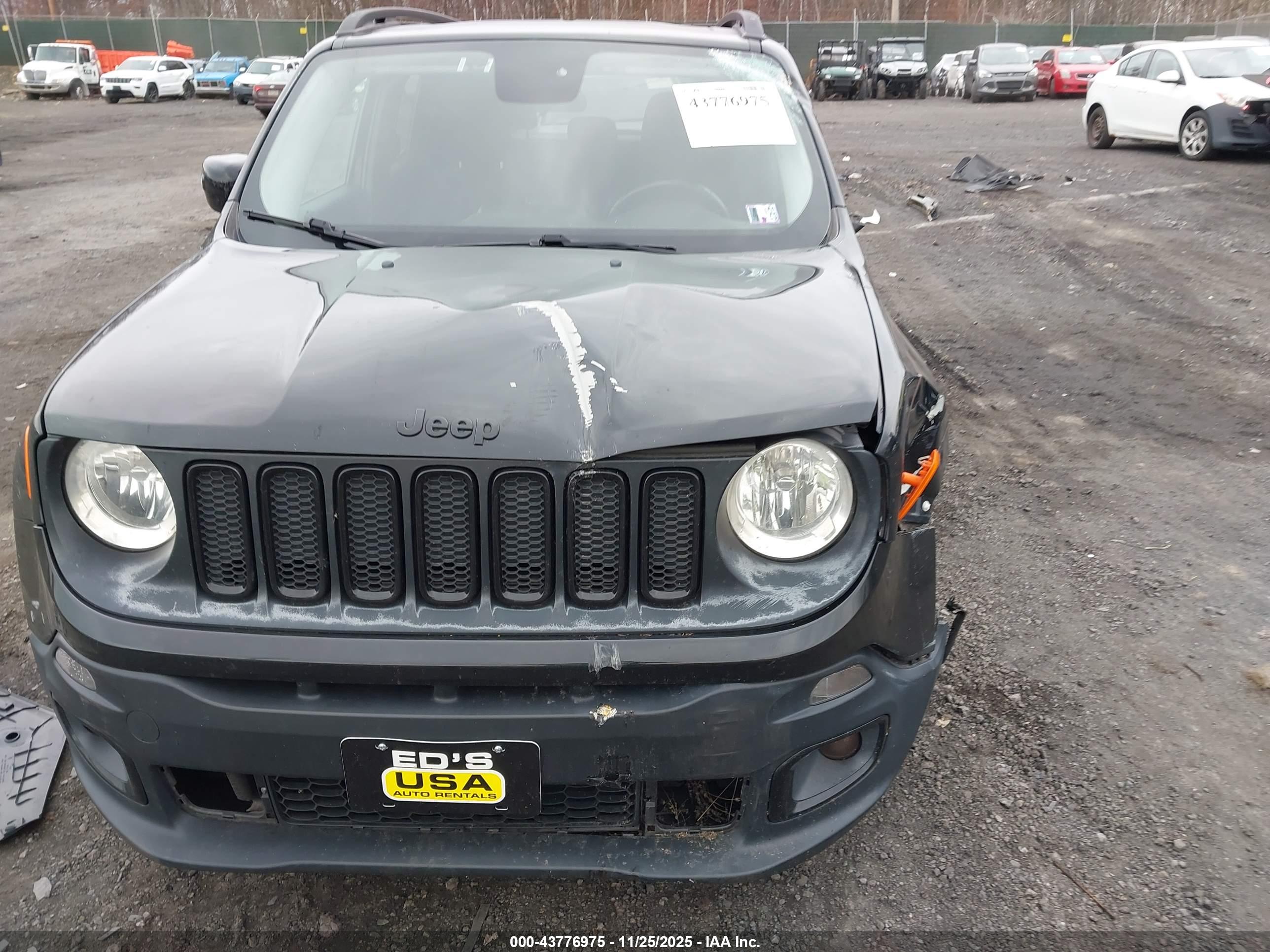JEEP RENEGADE image 6