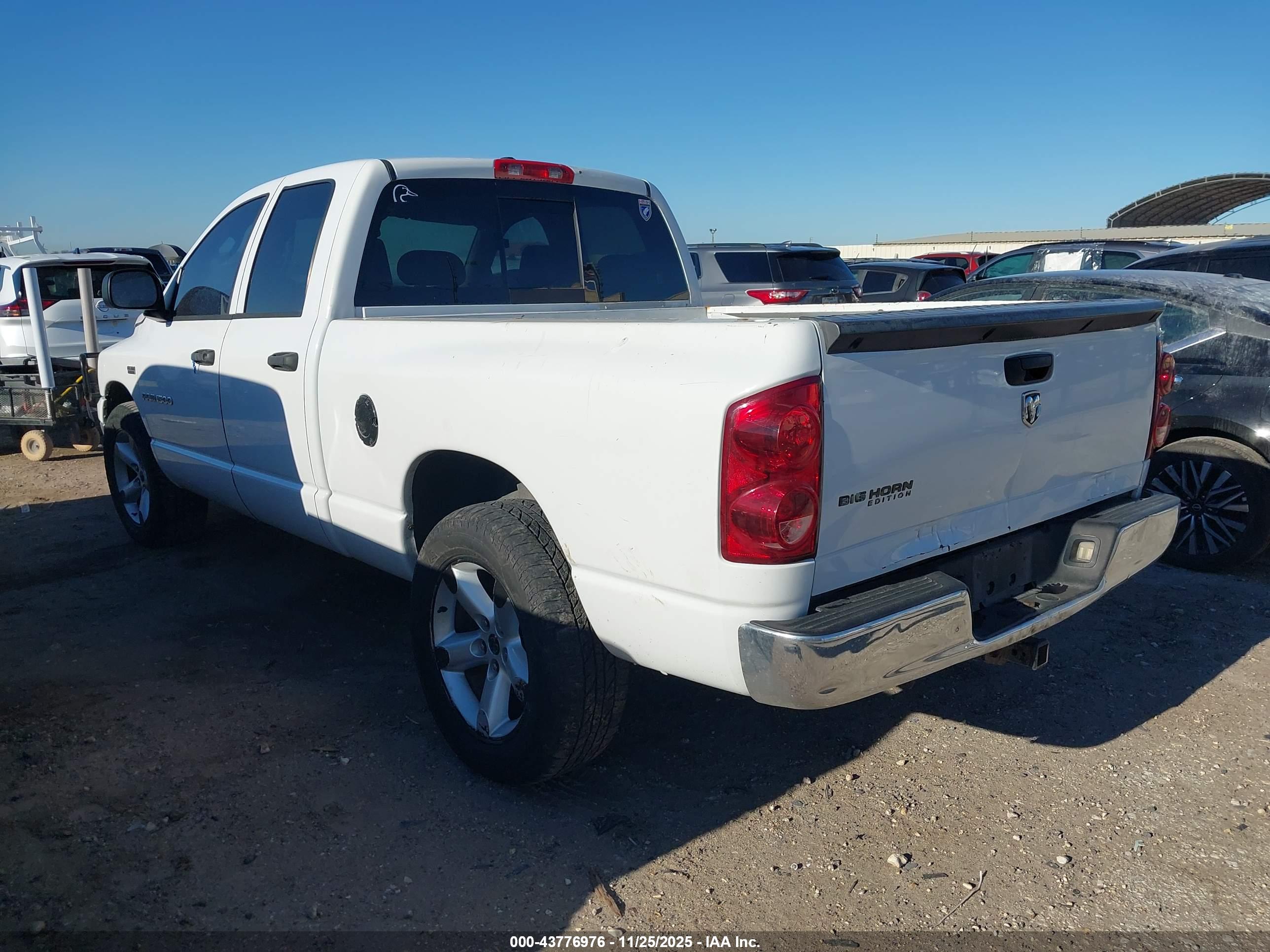 DODGE RAM image 3