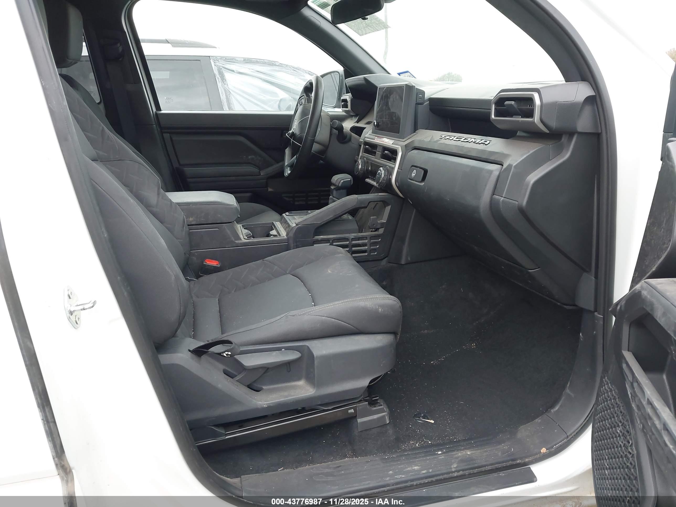 TOYOTA TACOMA image 5