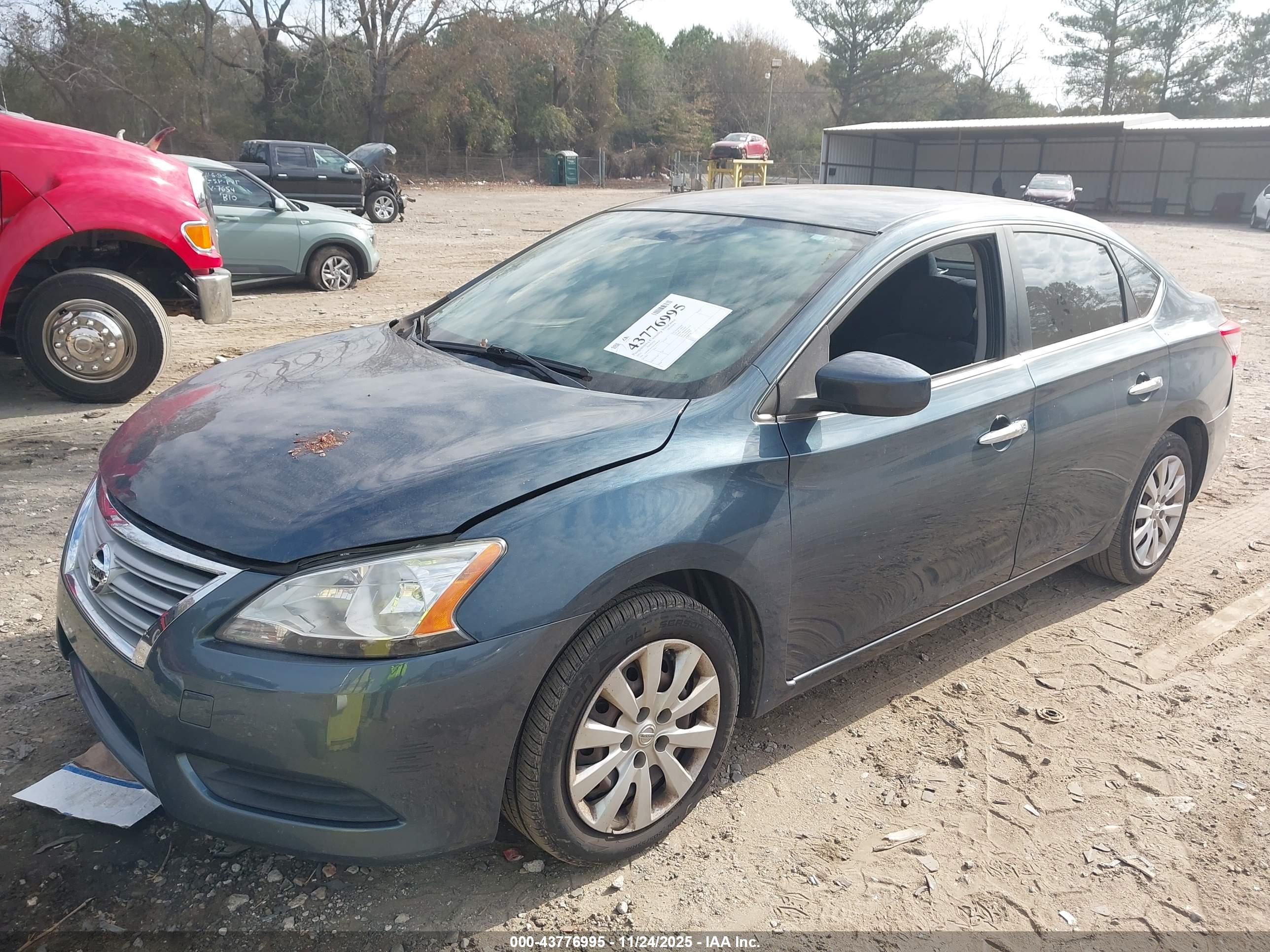 NISSAN SENTRA image 2