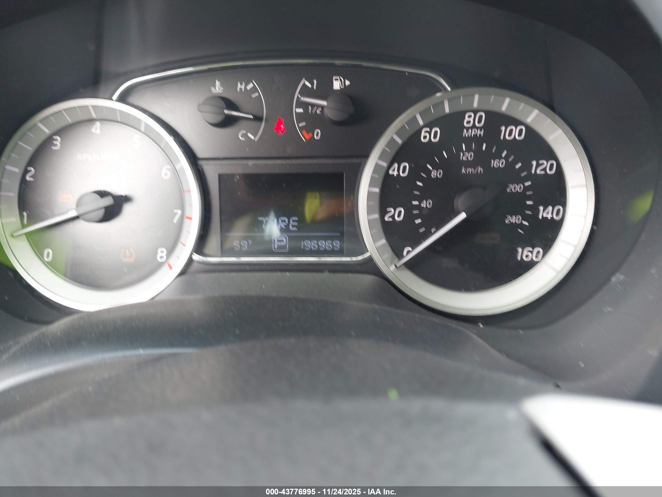 NISSAN SENTRA image 7